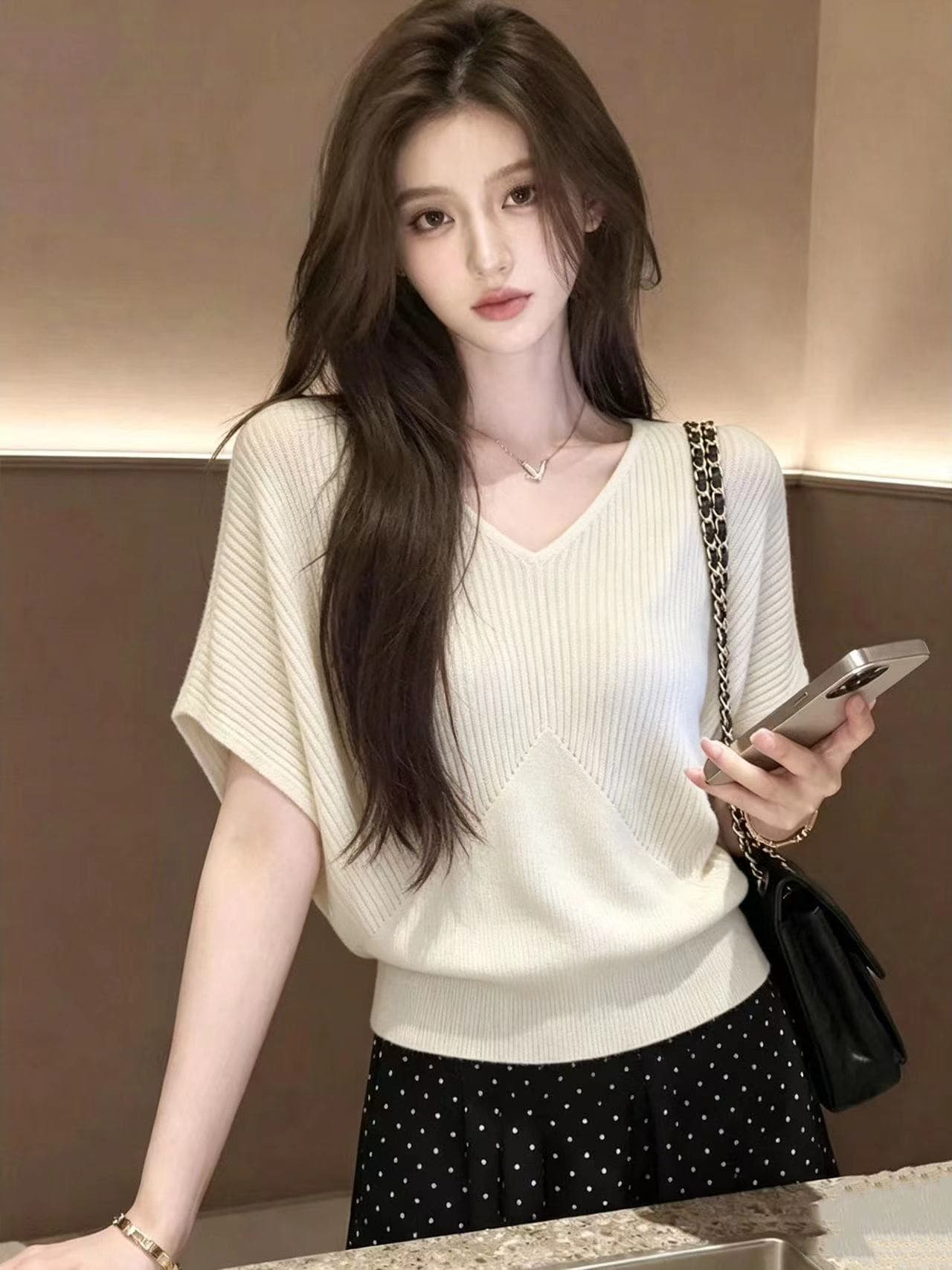 한 부서 미니멀리즘 바람 V넥 배트윙 소매 디자인 반팔 니트 스웨터 여성 여름 루즈핏 슬림해 보이는 다용도 티셔츠 얇은 맨위 상세 이미지 8