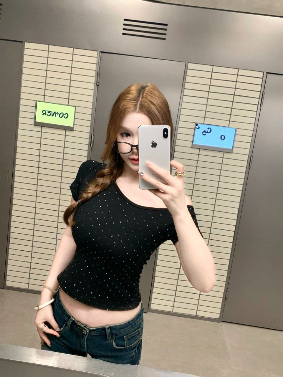 핫픽스 비스듬한 어깨 반팔 티셔츠 디자인 센스 몸매 가꾸기 슬림해 보이는 순수한 욕망 오프숄더 맨위 상세 이미지 22