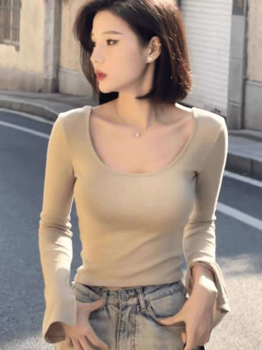 가을 겨울 긴팔 티셔츠 여성 기본 셔츠 패션 몸매 가꾸기 나팔 소매 쇼트 스타일 순수한 욕망 바람 맨위 상세 이미지 18