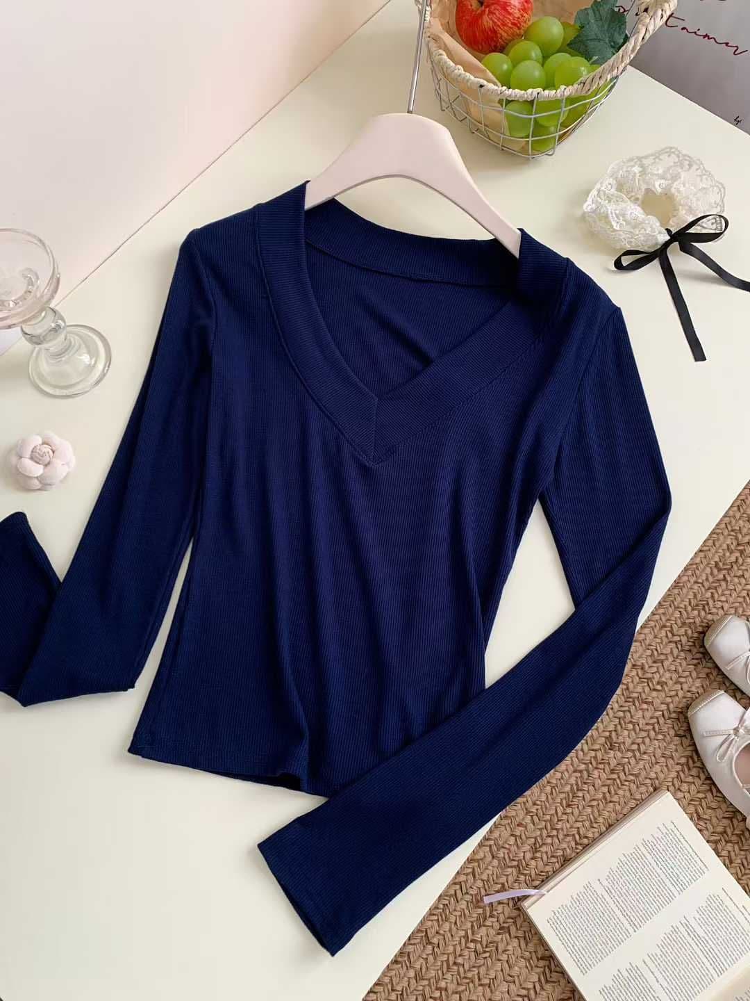이른 가을 새로운 순수한 욕망 섹시함 깊은 V 넥 긍정적 인 어깨 긴팔 몸매 가꾸기 슬림해 보이는 다용도 작은 대중 기본 셔츠 맨위 상세 이미지 26