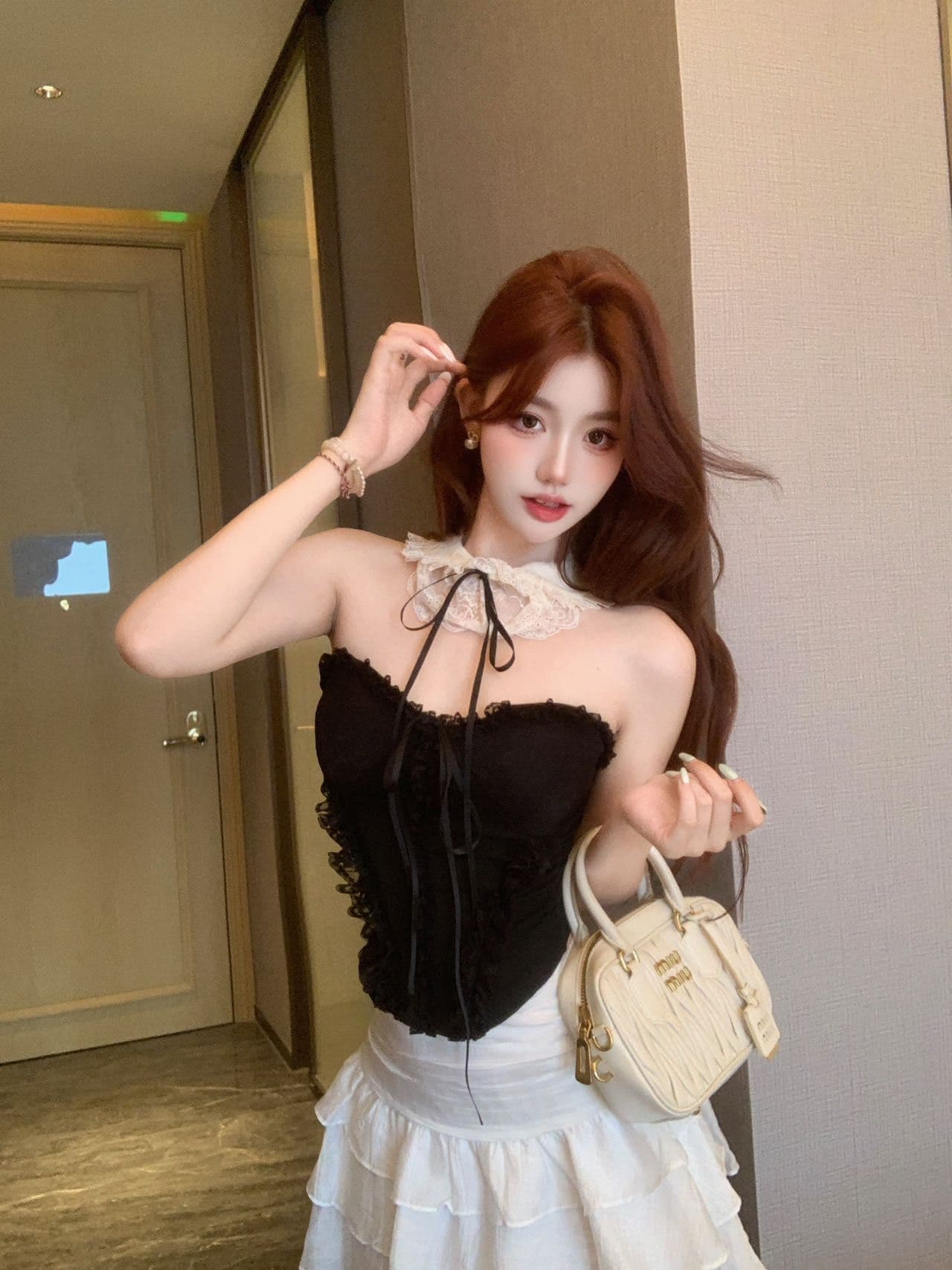 달콤함 프랑스식 순수한 욕망 바람 레이스 행침 목 조끼 여성 벨트 가슴 패드 인사이드 가져 가라. 명문 여성 천 골드 센스 민소매 튜브탑 맨위 상세 이미지 11