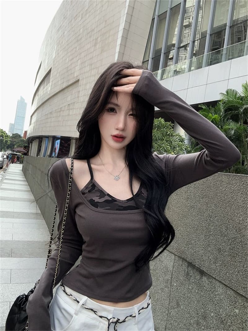 페이크 레이어드 이중층 칼라 패치워크 카모플라주 긴팔 티셔츠 여성 2026 이른 가을 새로운 스트랩 행침 목 순수한 욕망 바람 맨위 상세 이미지 29