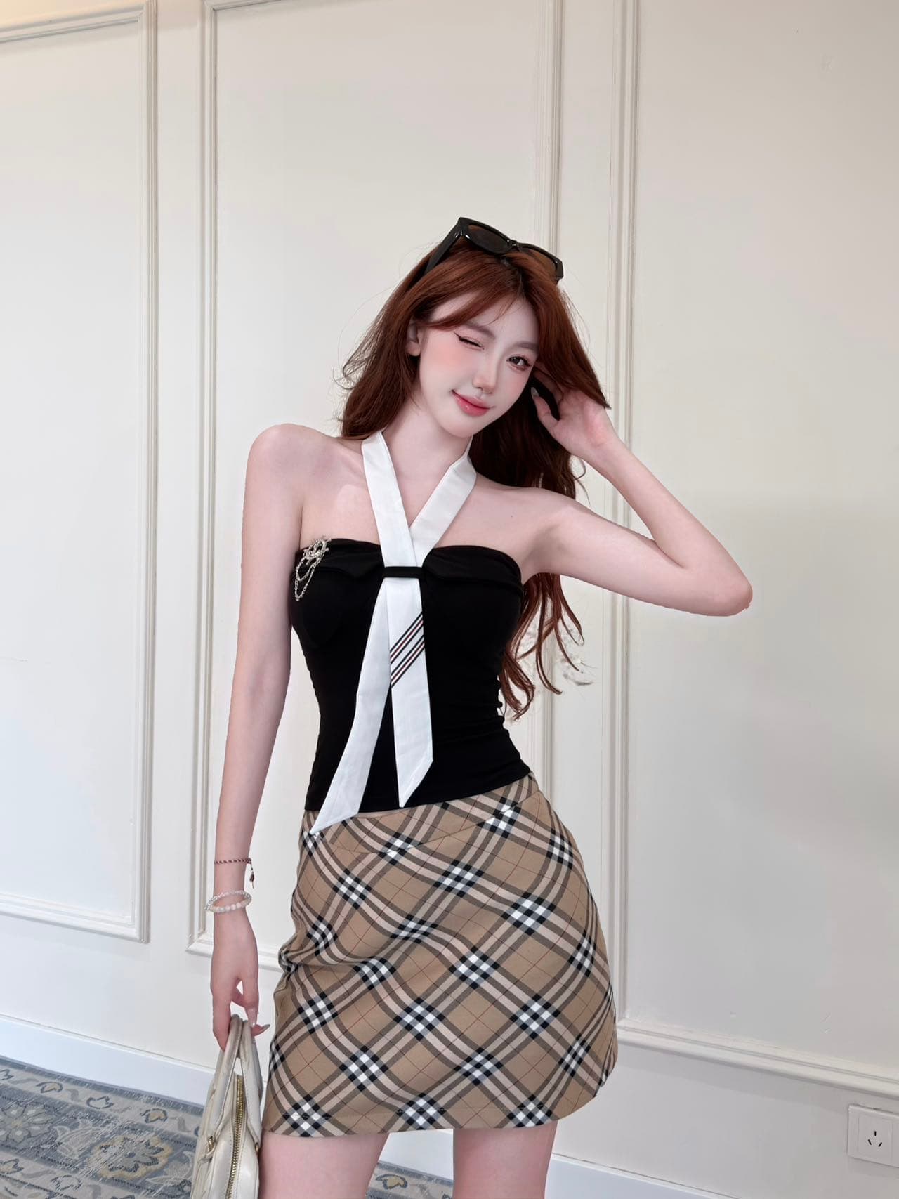 작은 샤넬 스타일 달콤한 핫걸 오프숄더 슬림해 보이는 배색 넥타이 조끼 여성 넥타이 아름다움 뒤로 상세 이미지 9
