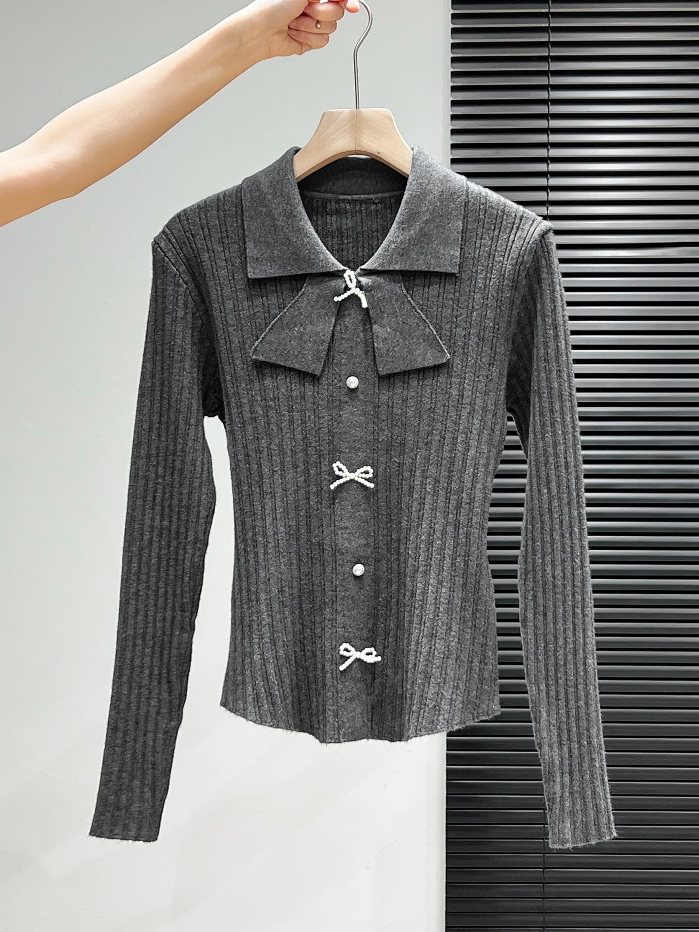 가을 겨울 나비 매듭 POLO 칼라 긴팔 맨위 전체 집합 몸매 가꾸기 여성 만나는 니트 스웨터 스웨터 인사이드 가져 가라. 상세 이미지 17