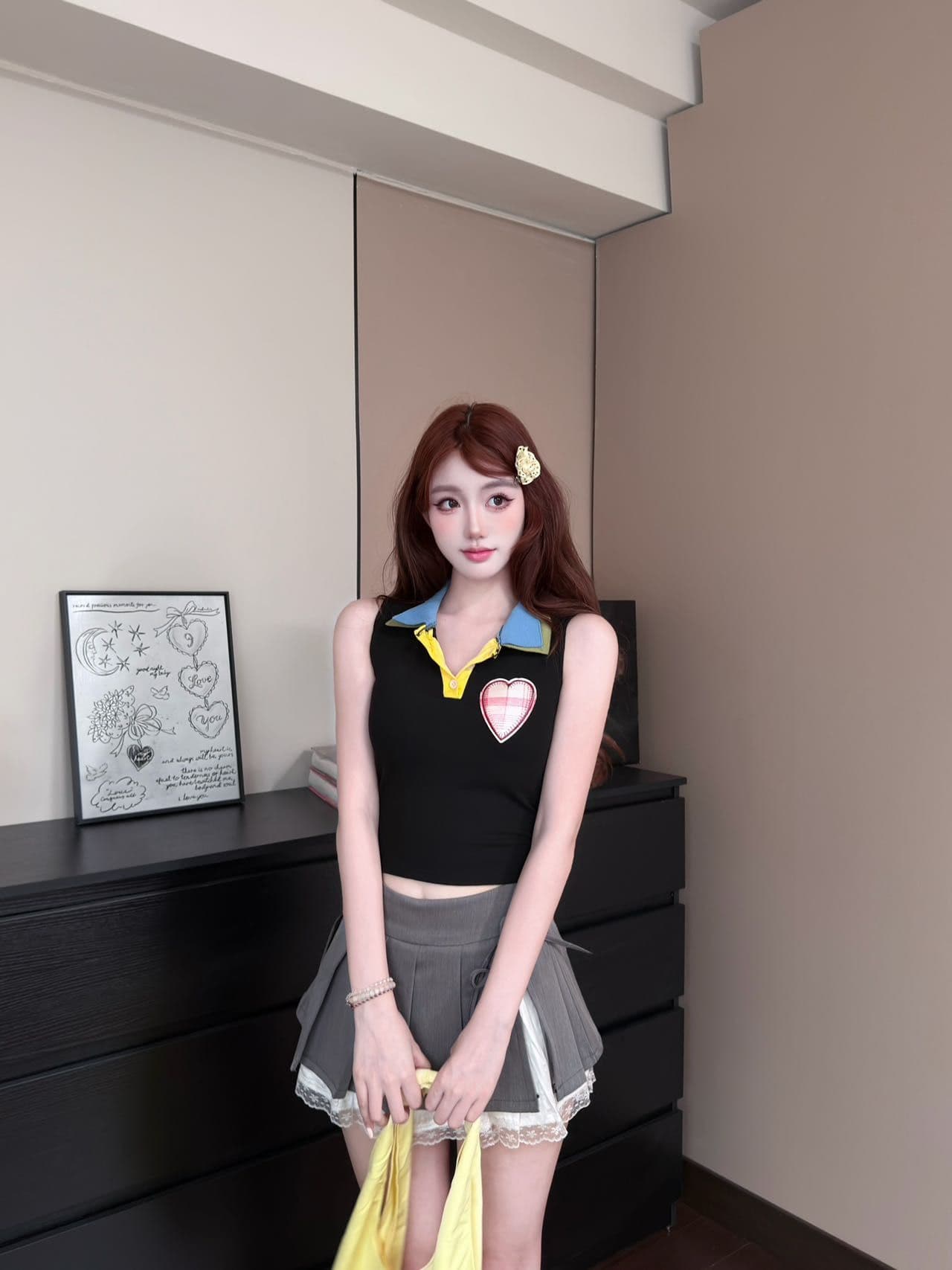 2026 새로운 달콤한 차가운 레트로 배색 패치 하트 자수 고정 가슴 패드 몸매 가꾸기 슬림해 보이는 외출용 쇼트 스타일 맨위 상세 이미지 5