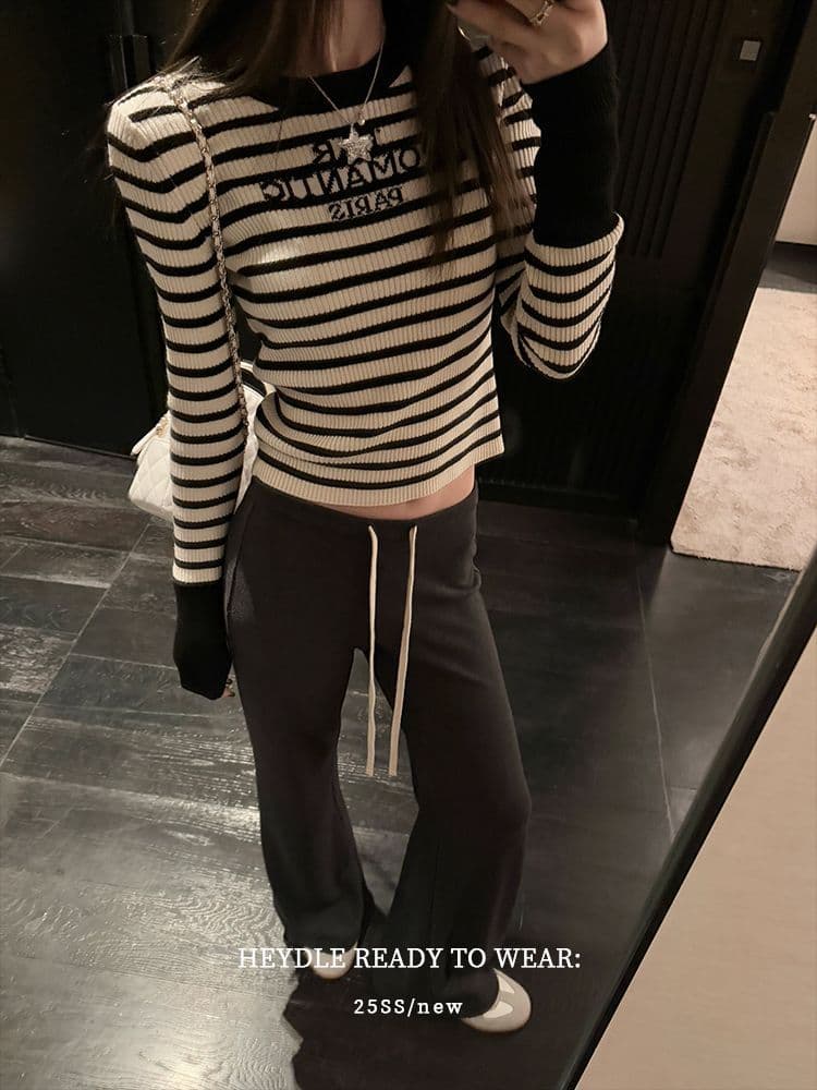 검은 콩 흠 북유럽 휴가 흑백 줄무늬 배색 스웨터 여자 봄 가을 새로운 몸매 가꾸기 쇼트 스타일 니트 맨위 상세 이미지 2
