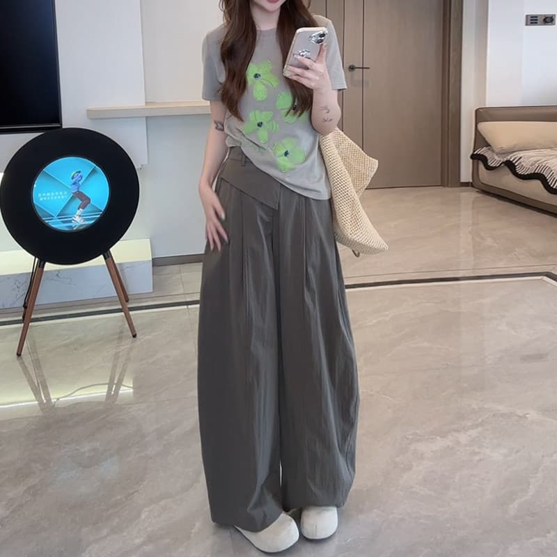경관 그림 자이언트 잘 생긴 여름 드레스 전체 집합 여성 2026 새로운 반팔 티셔츠 캐주얼 와이드 레그 팬츠 한 부서 세트 상세 이미지 5