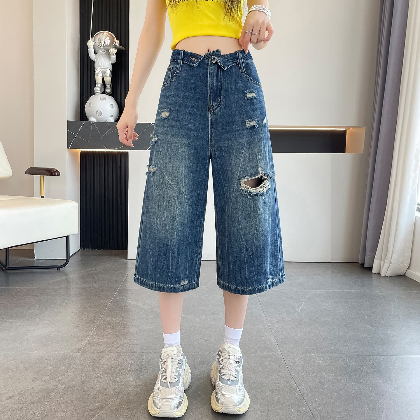 실사 레트로 여름 찢어진 부분 데님 7부 바지 이미지 4