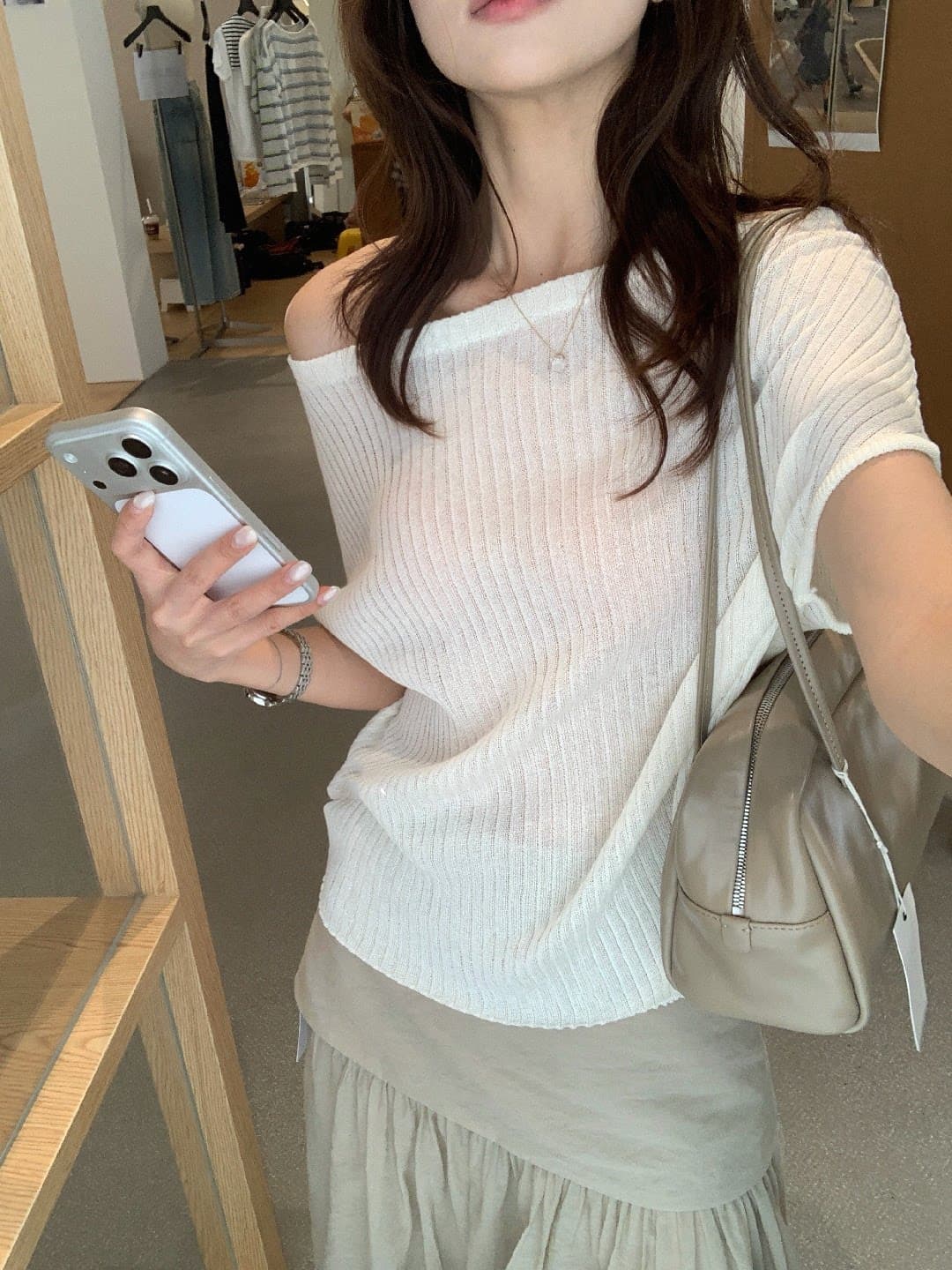 한 부서 부드러운 바람 비스듬한 어깨 아마 반팔 니트 스웨터 여성 여름 다용도 작은 셔츠 슬림해 보이는 오프숄더 맨위 상세 이미지 9
