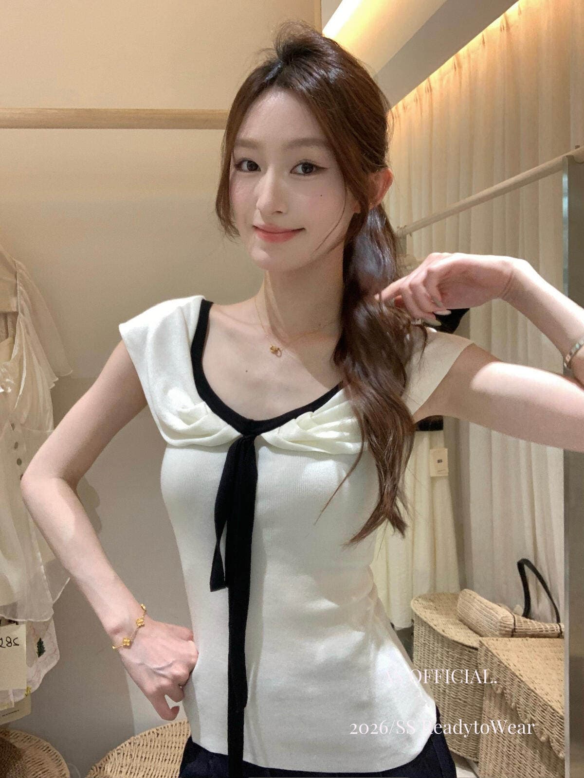 순수한 욕망 부드러운 배색 오프숄더 나비 넥타이 니트 스웨터 몸매 가꾸기 오프숄더 맨위