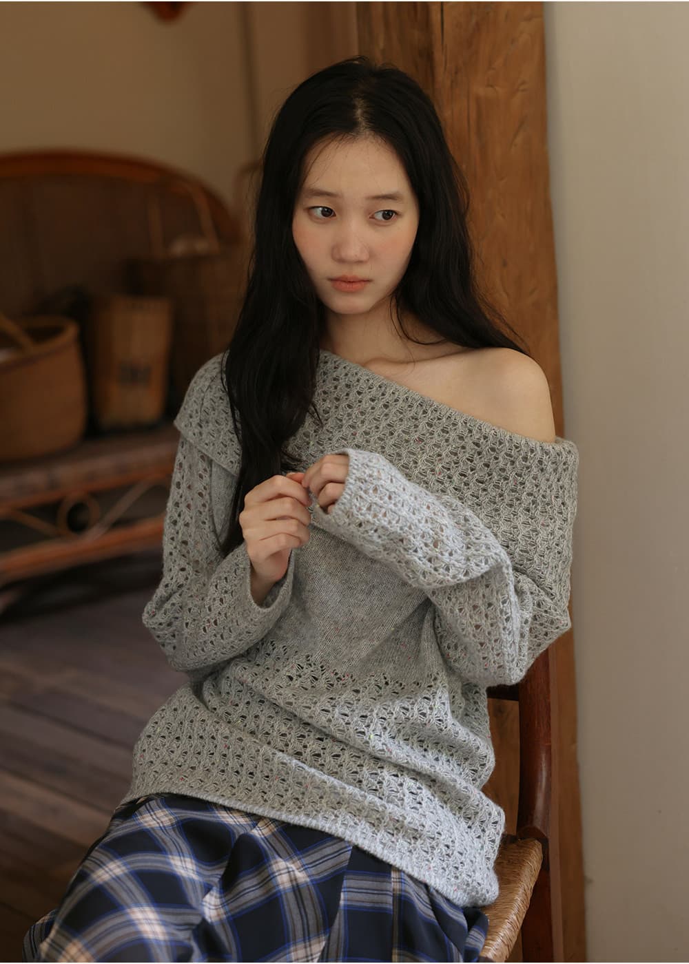 회색 마 하이 양모 홀로우 아웃 오프숄더 칼라 긴팔 니트 블라우스 루즈핏 오프숄더 푹신한 맨위 재킷 상세 이미지 1