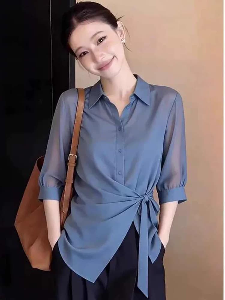 고급 센스 파란색 V넥 긍정적 인 어깨 쉬폰 반팔 여성 셔츠 2026 여름 새로운 다용도 스트랩 허리 수축 맨위 상세 이미지 2