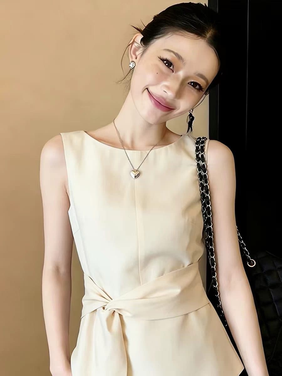 품격 프랑스식 고급 센스 플리츠 꼬집기 허리 민소매 여성 셔츠 2026 여름 새로운 패션 Chic 슬림해 보이는 맨위 이미지 2