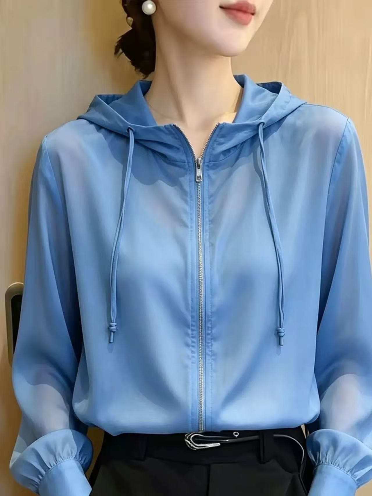 고급 파란색 후드 지퍼 긴팔 맨위 여성 2026 가을 새로운 루즈핏 슬림해 보이는 자외선 차단 얇은 스타일 디자인 센스 이미지 4