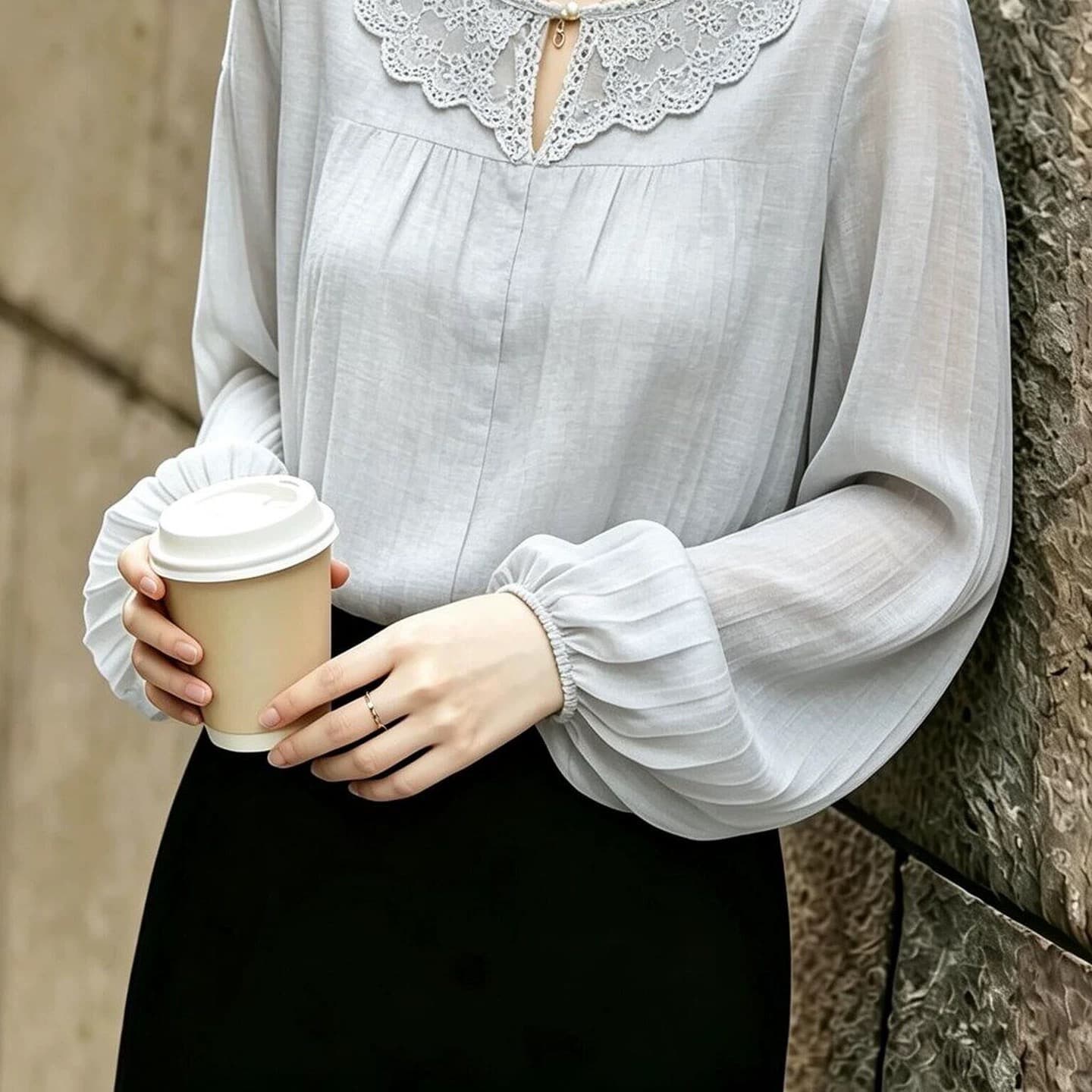 2026 여름 새로운 빛 럭셔리 레이스 베이비 칼라 긴팔 맨위 여성 빅 사이즈 인사이드 가져 가라. 플리츠 셔츠 품격 작은 대중 이미지 2