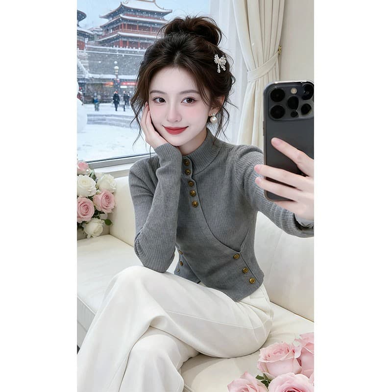 폭발 한 부서 부드러운 바람 미니멀리즘 니트 스웨터 2026 가을 겨울철 디자인 센스 금속 버클 몸매 가꾸기 착용 잡아라. 의류 여성 이미지 2