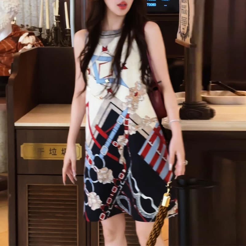 트렌드 슬림해 보이는 배색 드레스 2026 여름 새로운 패션 연령 감소 품격 작은 대중 외국 가스 출퇴근 치마 이미지 3