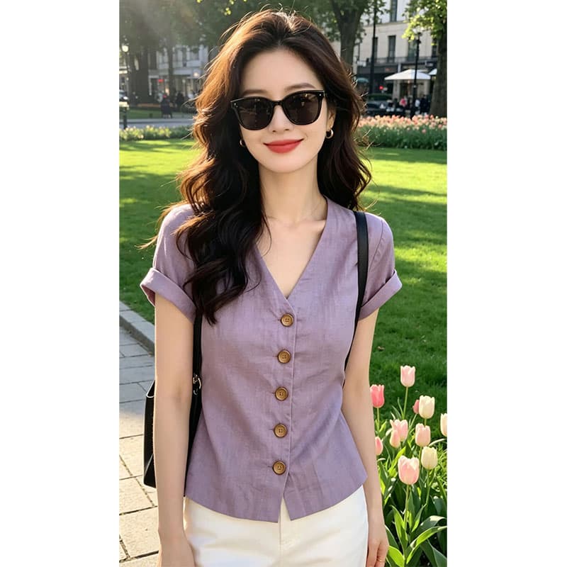 세련된 품격 V넥 반팔 셔츠 2026 여름 새로운 다용도 슬림해 보이는 디자인 센스 트렌드 작은 대중 맨위 상세 이미지 5