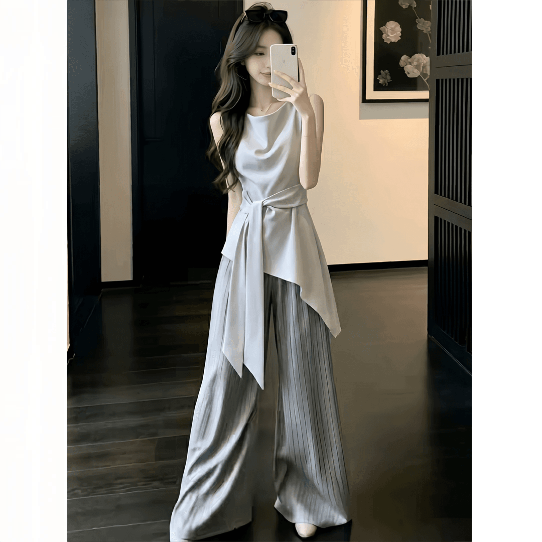 2026 여름 새로운 흔들다 칼라 민소매 맨위 세로 줄무늬 와이드 레그 팬츠 두 조각 여성 세트 품격 출퇴근 세트 패션 이미지 4