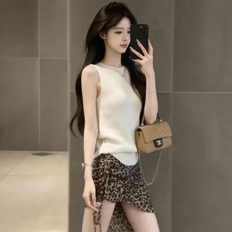 황혼 리스 요새 2026 여름 새로운 출퇴근 민소매 맨위 디자인 센스 반신 스커트 패션 세트 이미지 5