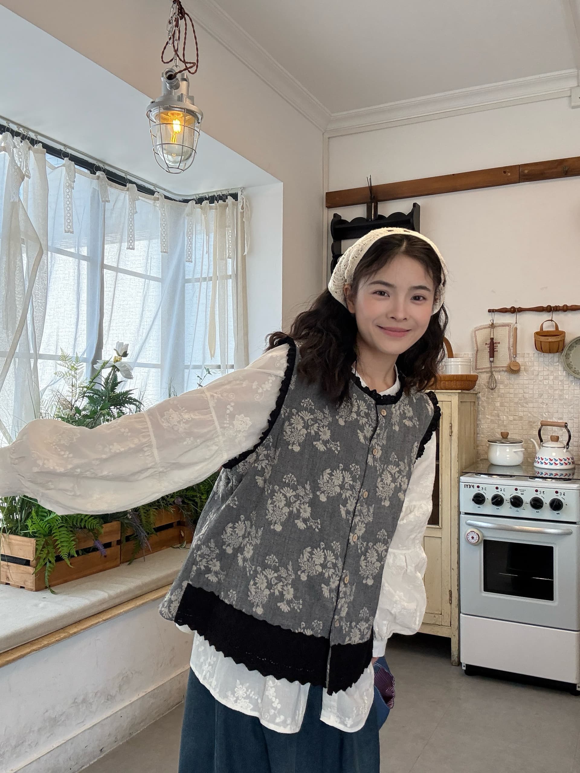 실사 선물 물품 자수 셔츠 베스트 청바지 이미지 3