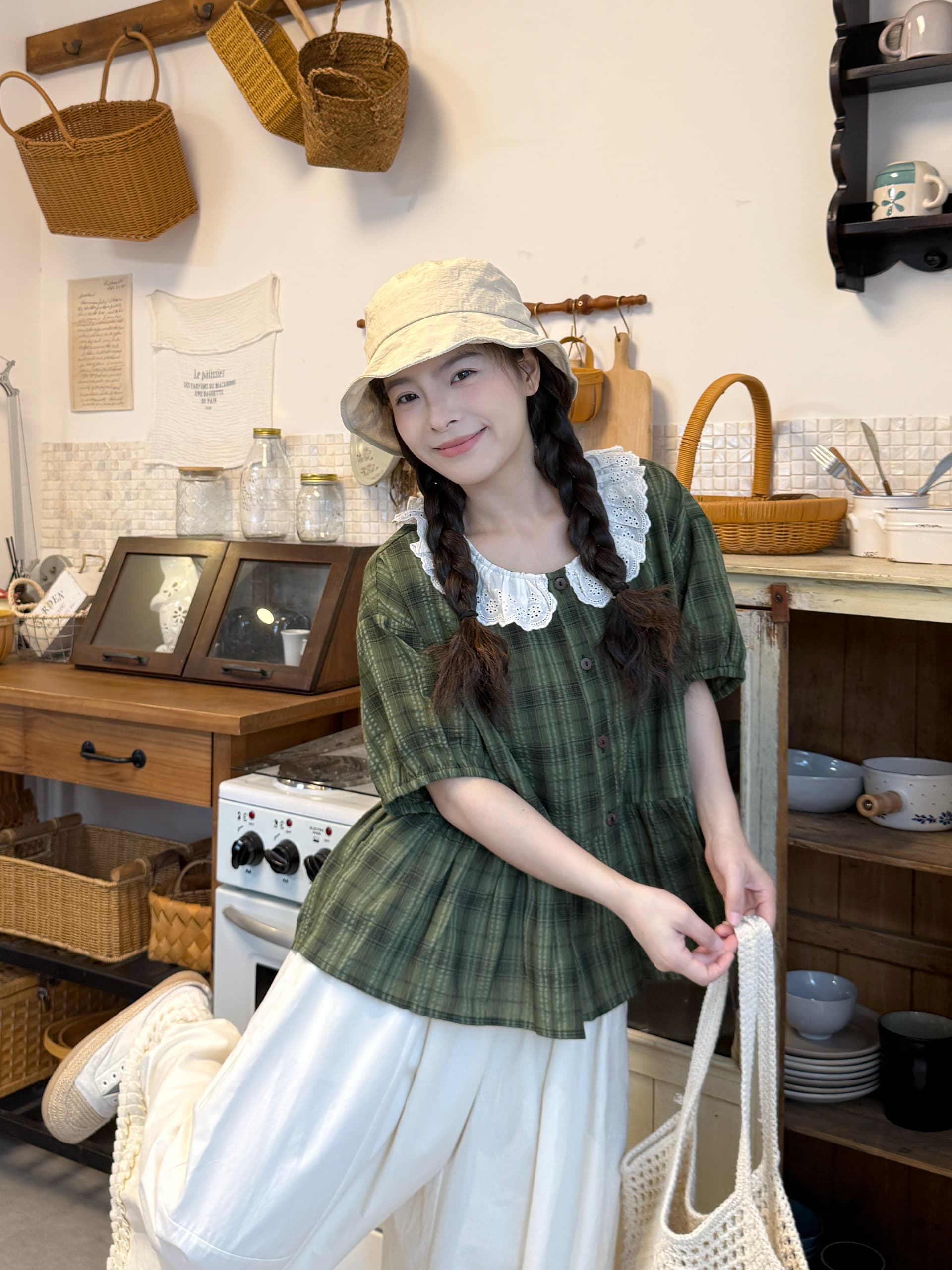 실사 선물 물품 레이스 베이비 칼라 루즈핏 반팔 셔츠 상세 이미지 4
