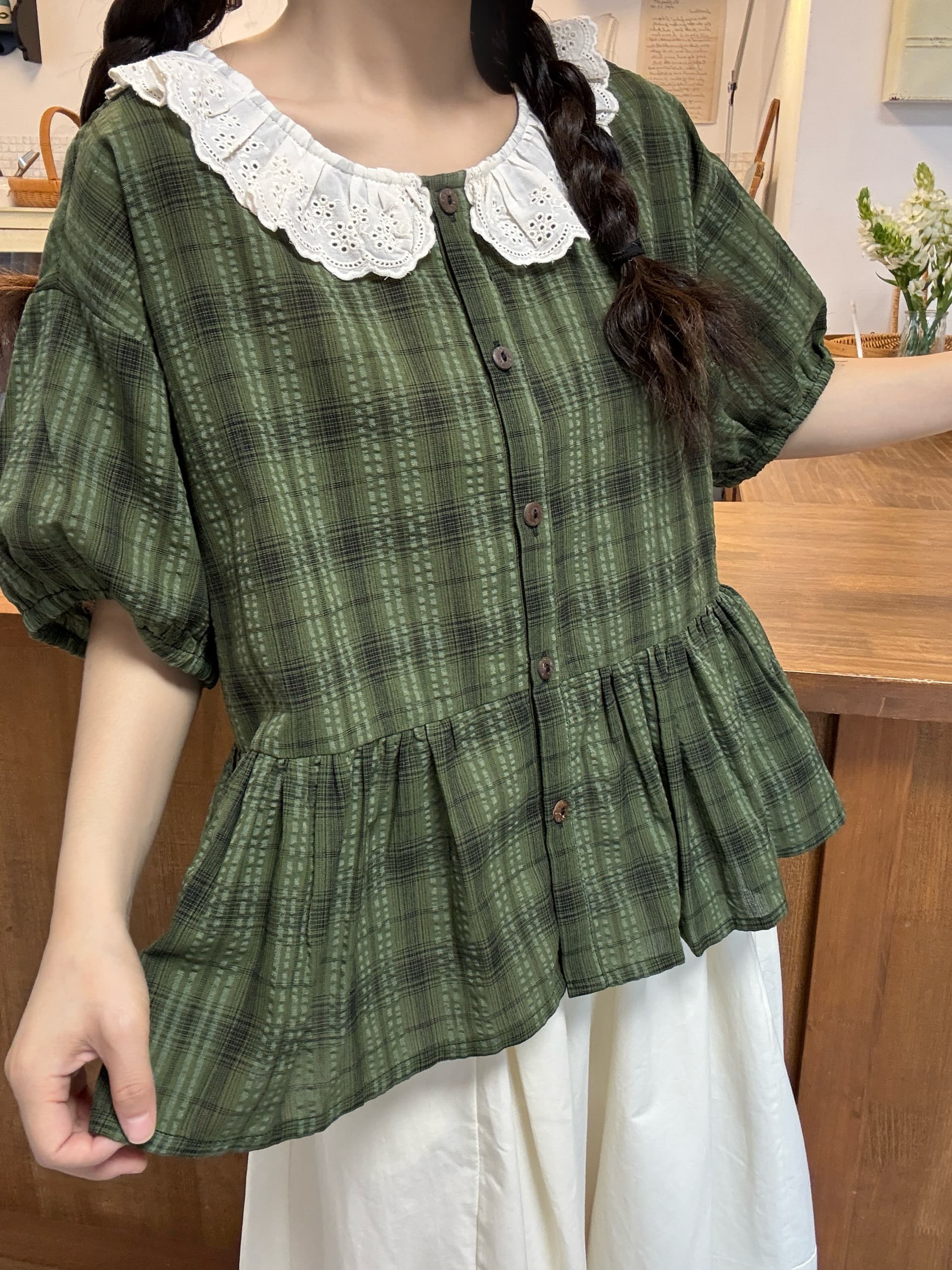 실사 선물 물품 레이스 베이비 칼라 루즈핏 반팔 셔츠 상세 이미지 9