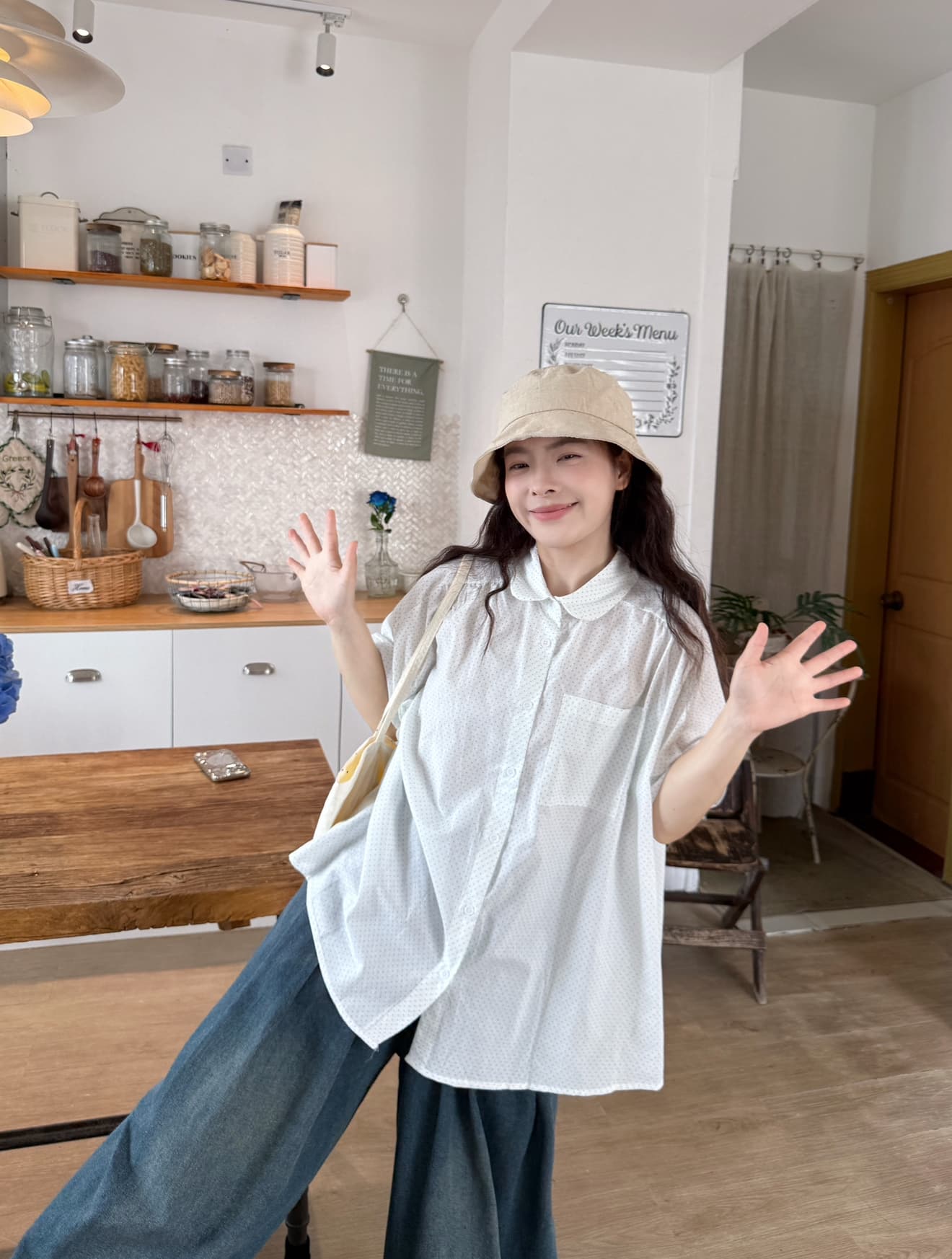 실사 도트 반팔 셔츠 청바지