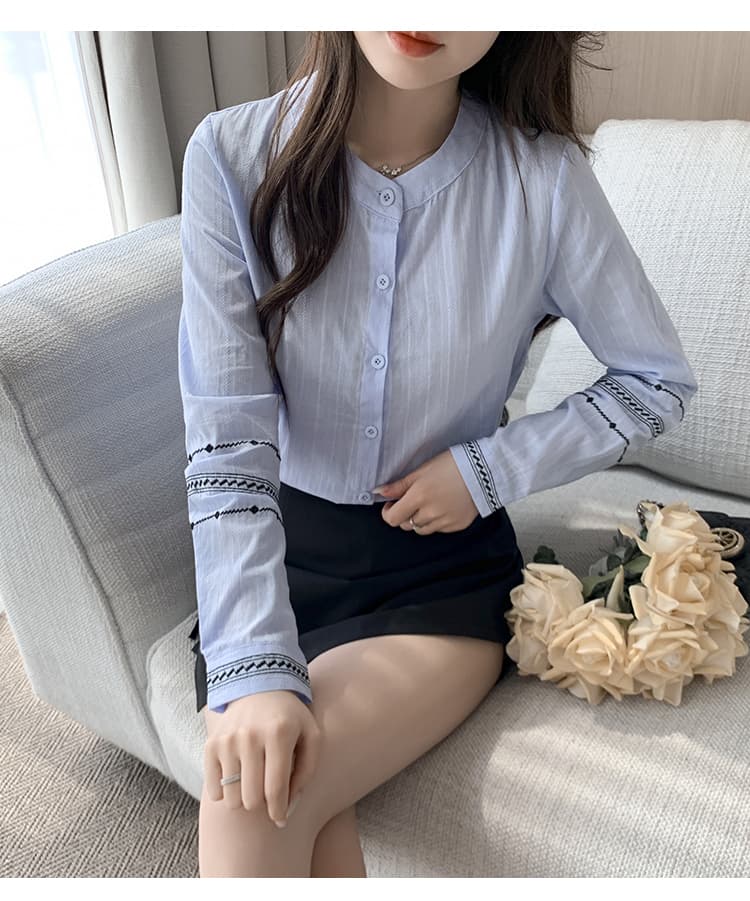 문예 바람 커프스 자수 스탠드 칼라 화이트 셔츠 2026 봄 새로운 품격 다용도 맨위 상세 이미지 15