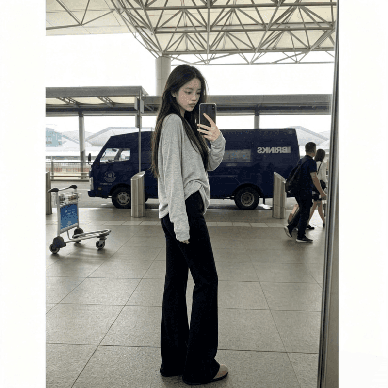 이른 가을 새로운 2026 코디 전체 집합 한국 스타일 자이언트 잘 생긴 밝은색 긴팔 맨위 여성 와이드 레그 팬츠 투피스 세트 상세 이미지 3
