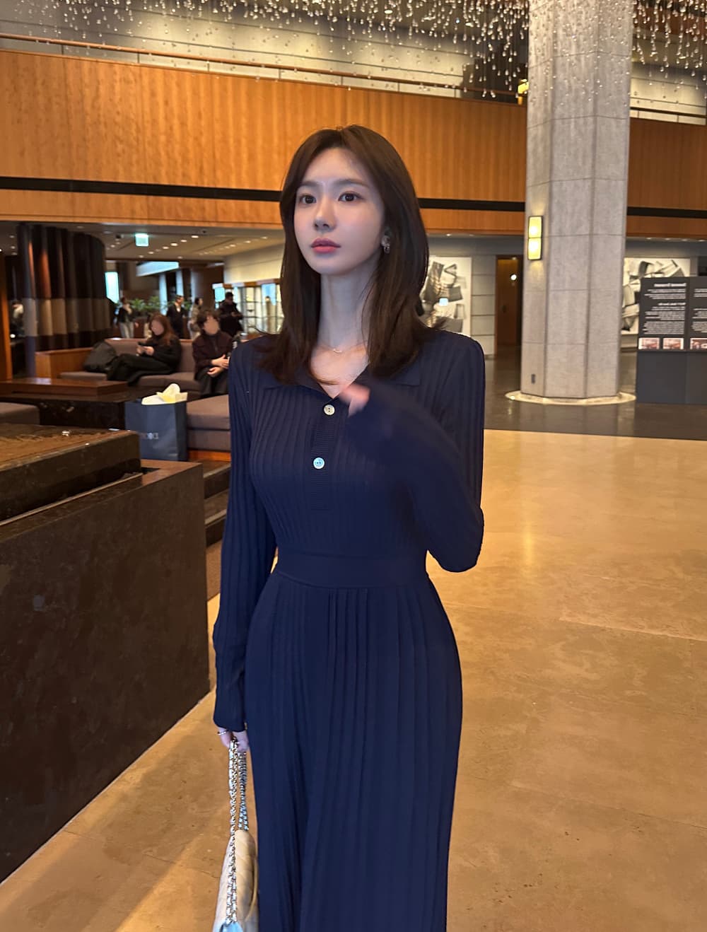 있음 밖으로 한국 스타일 빛 요리 한 바람 품격 폴로 칼라 니트 편안함 부드럽다 허리 수축 슬림해 보이는 주름 큰 진자 드레스 상세 이미지 32