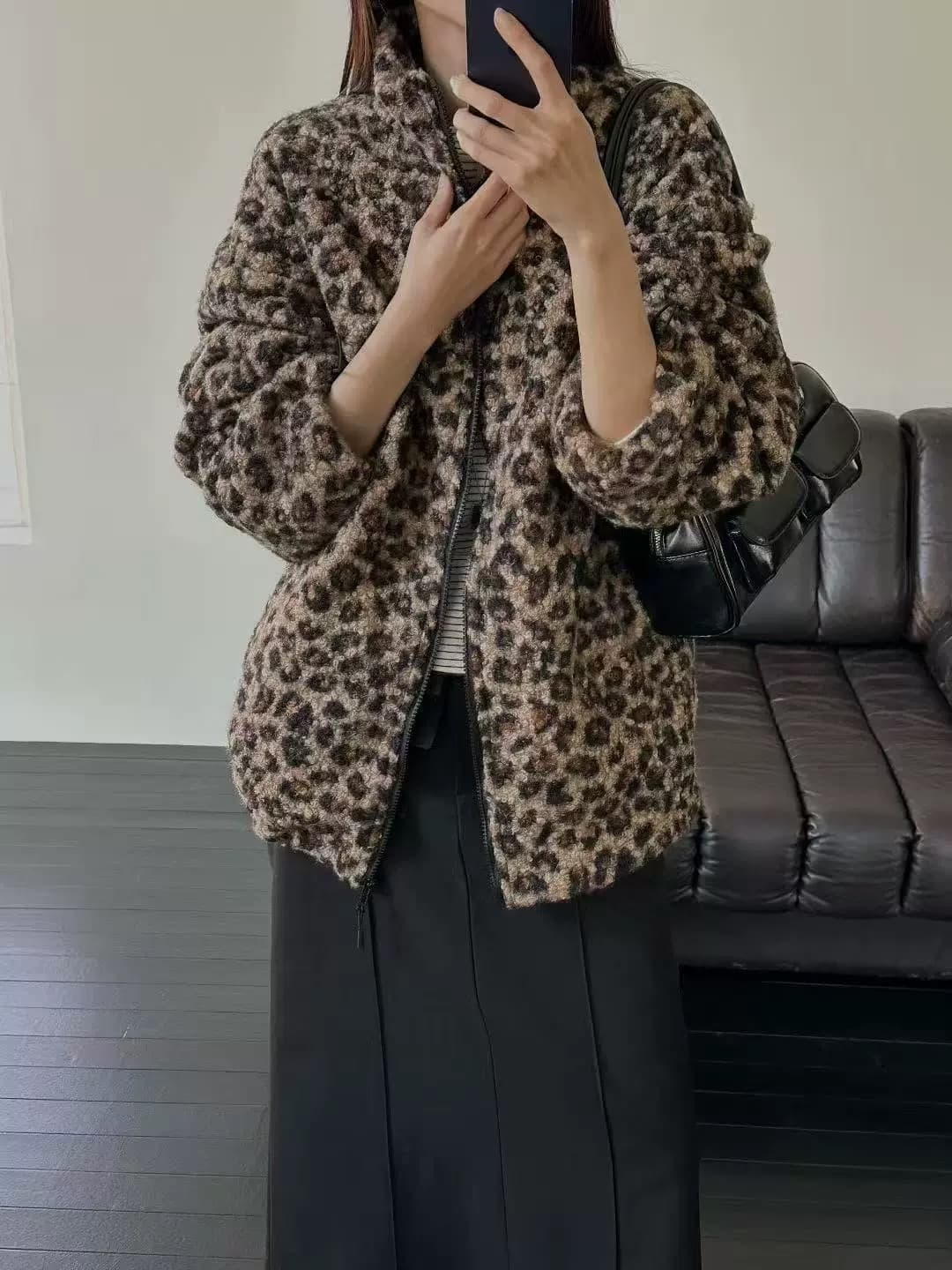 있음 선적 한국 겨울 신제품 레오파드 무늬 양털 플리스 두꺼운 털이 있는 보온 스탠드 칼라 재킷 여성 상세 이미지 3