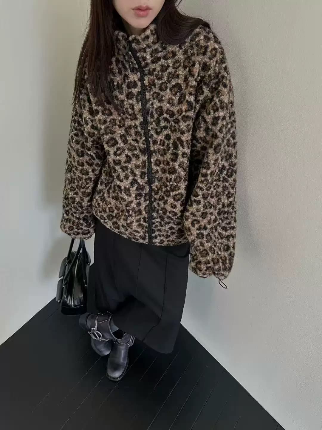 있음 선적 한국 겨울 신제품 레오파드 무늬 양털 플리스 두꺼운 털이 있는 보온 스탠드 칼라 재킷 여성 상세 이미지 6