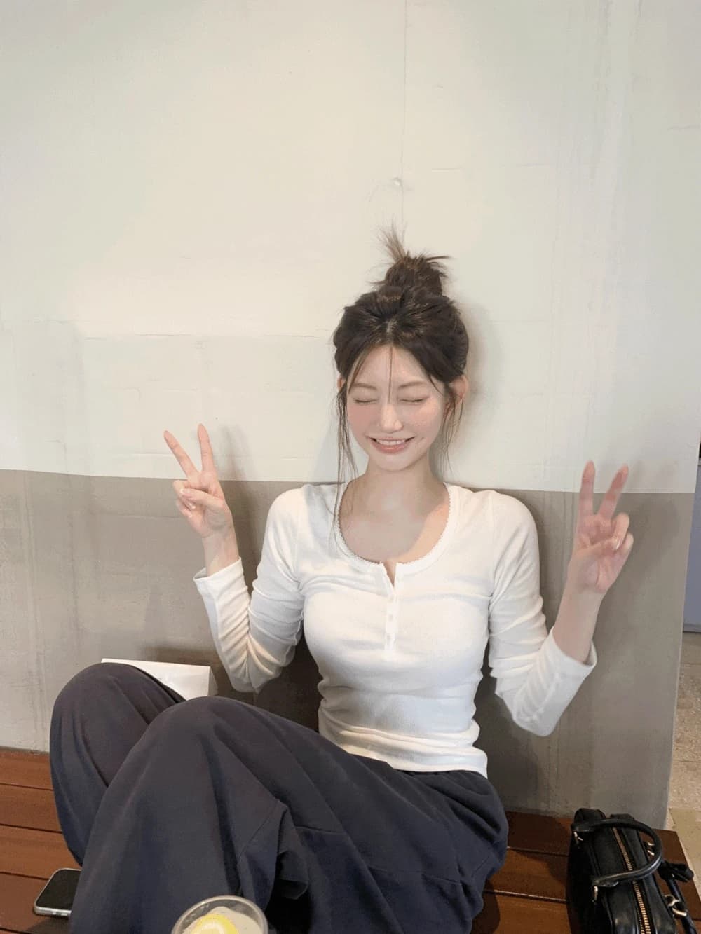 있음 밖으로 한국 스타일 다용도 반 개방 칼라 중국 북부 긴팔 티셔츠 여성 기초 디자인 센스 몸매 가꾸기 만나는 맨위