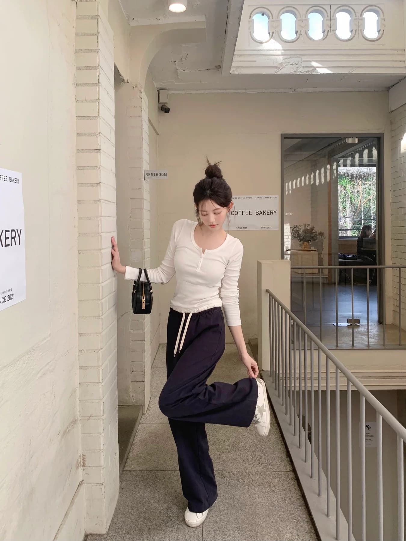 있음 밖으로 한국 스타일 다용도 반 개방 칼라 중국 북부 긴팔 티셔츠 여성 기초 디자인 센스 몸매 가꾸기 만나는 맨위 상세 이미지 4