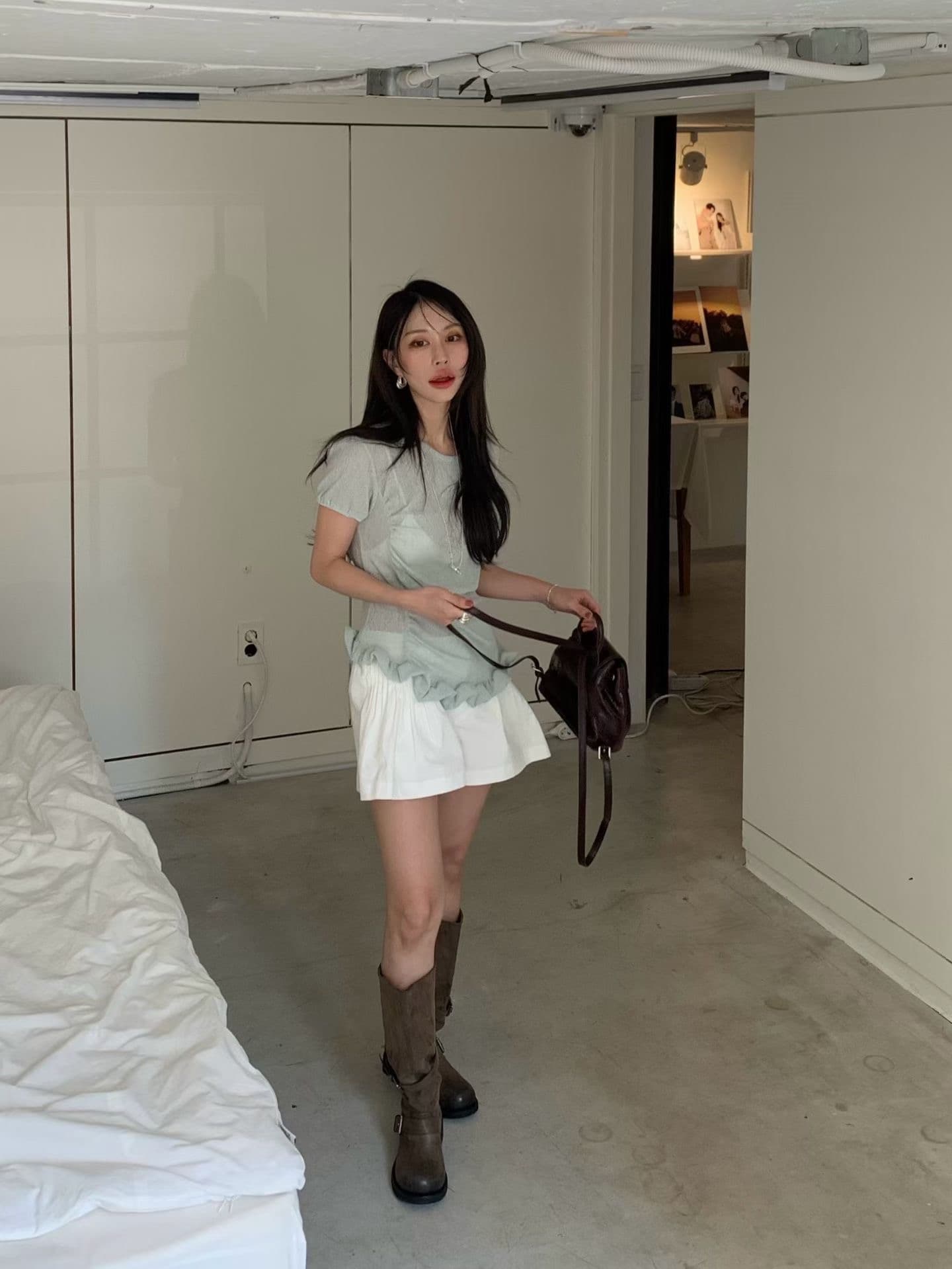 있음 밖으로 한 부서 작은 대중 디자인 센스 레이스 주름 불규칙 반팔 티셔츠 여성 상세 이미지 7