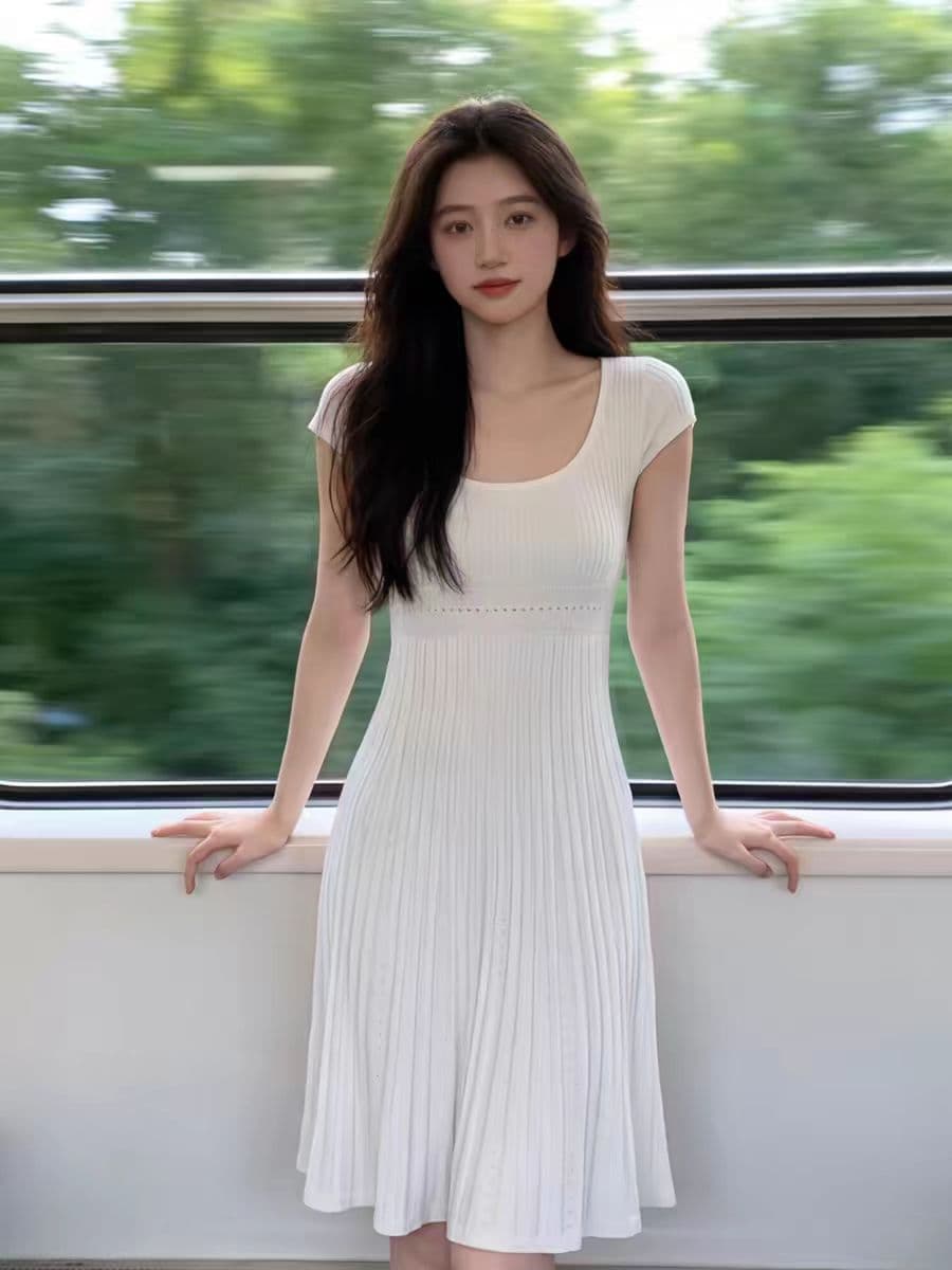 있음 밖으로 하얀 백조 프랑스식 화이트 u 칼라 진자 중간 길이 드레스 얼음 센스 높음 폭탄 허리 수축 자카드 디자인