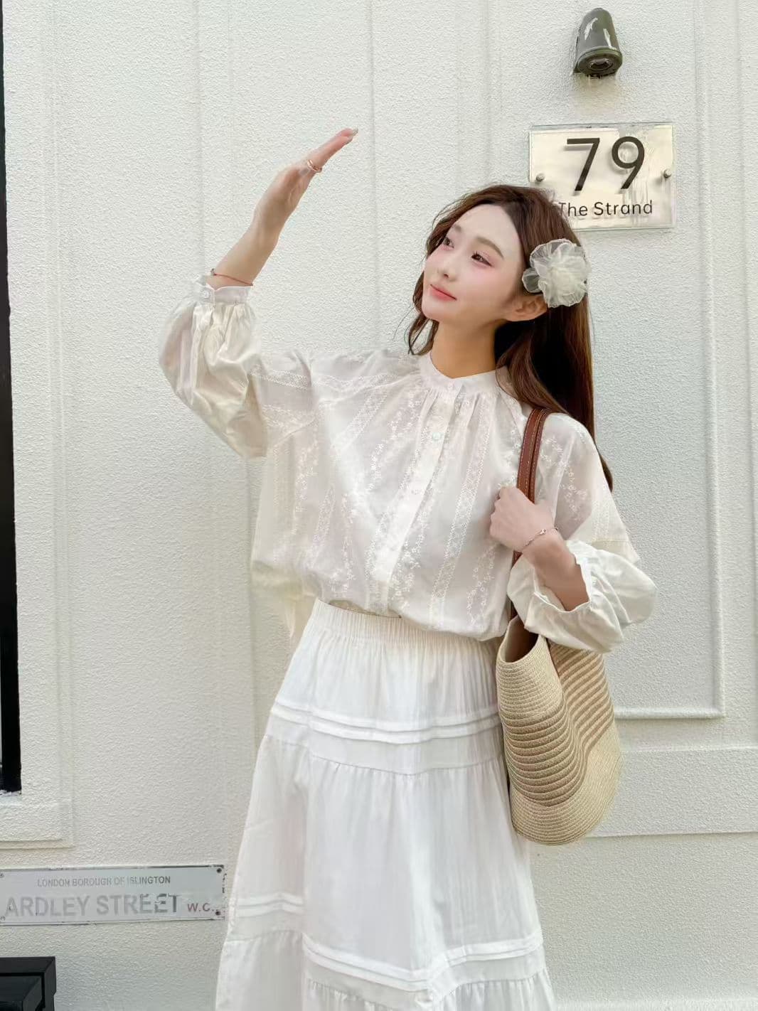 있음 밖으로 프랑스식 레트로 자카드 자수 라운드 넥 여성 셔츠 디자인 센스 패치워크 벌룬 소매 연령 감소 인형 셔츠 상세 이미지 25