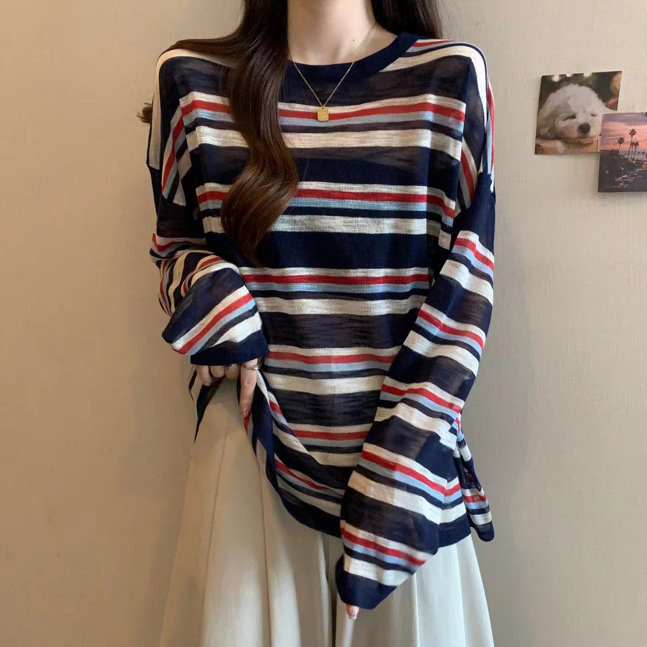 실사 지방 mm 스트라이프 긴팔 티셔츠 루즈핏 슬림해 보이는 얇은 스타일 패션 품격 연령 감소 캐주얼 자외선 차단 여성 셔츠 이미지 2