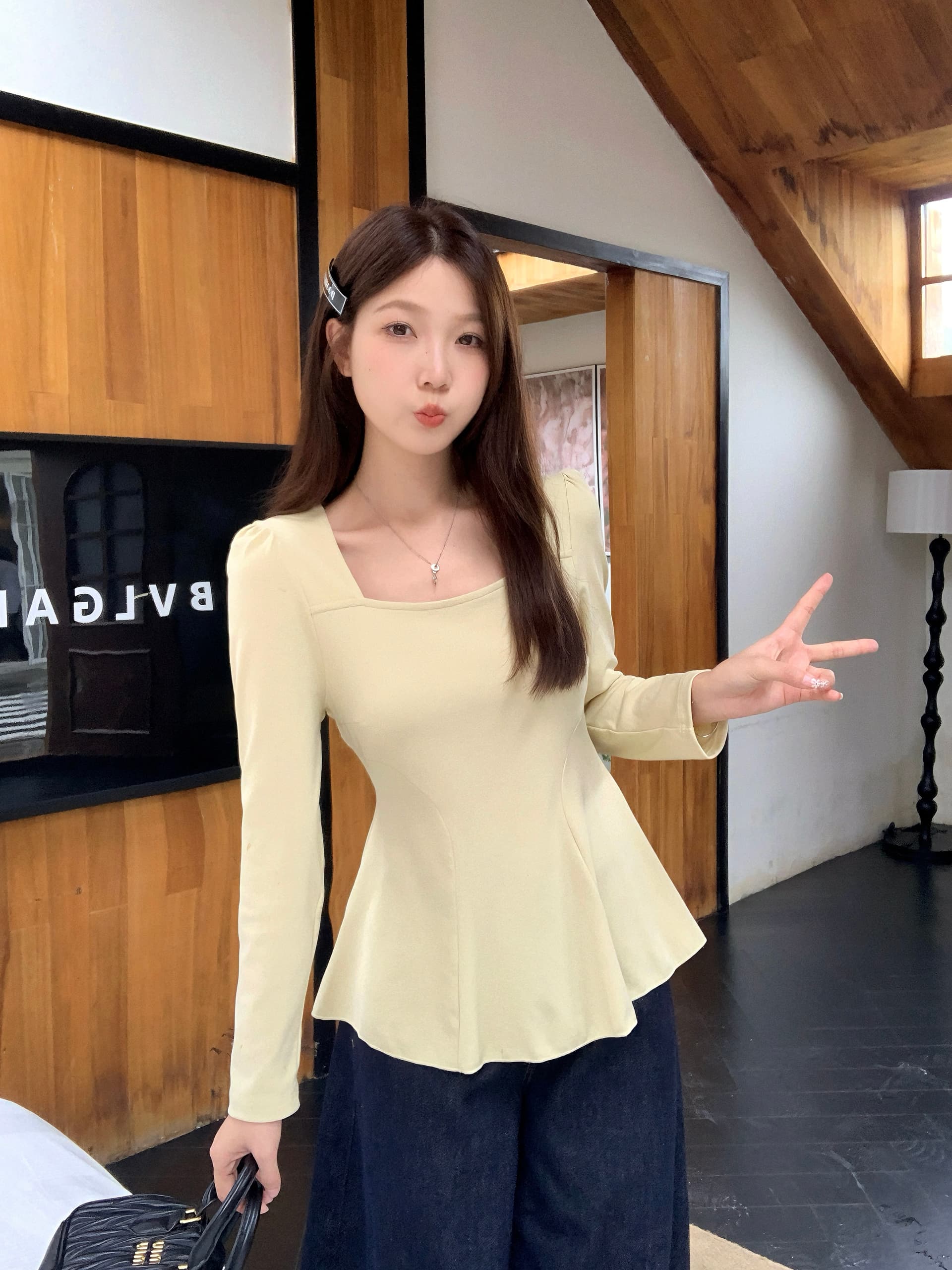 실사 2026 가을 새로운 지방 mm 빅 사이즈 허리 수축 플리츠 밑단 긴팔 티셔츠 순수한 욕망 광장 칼라 긍정적 인 어깨 의류 상세 이미지 10