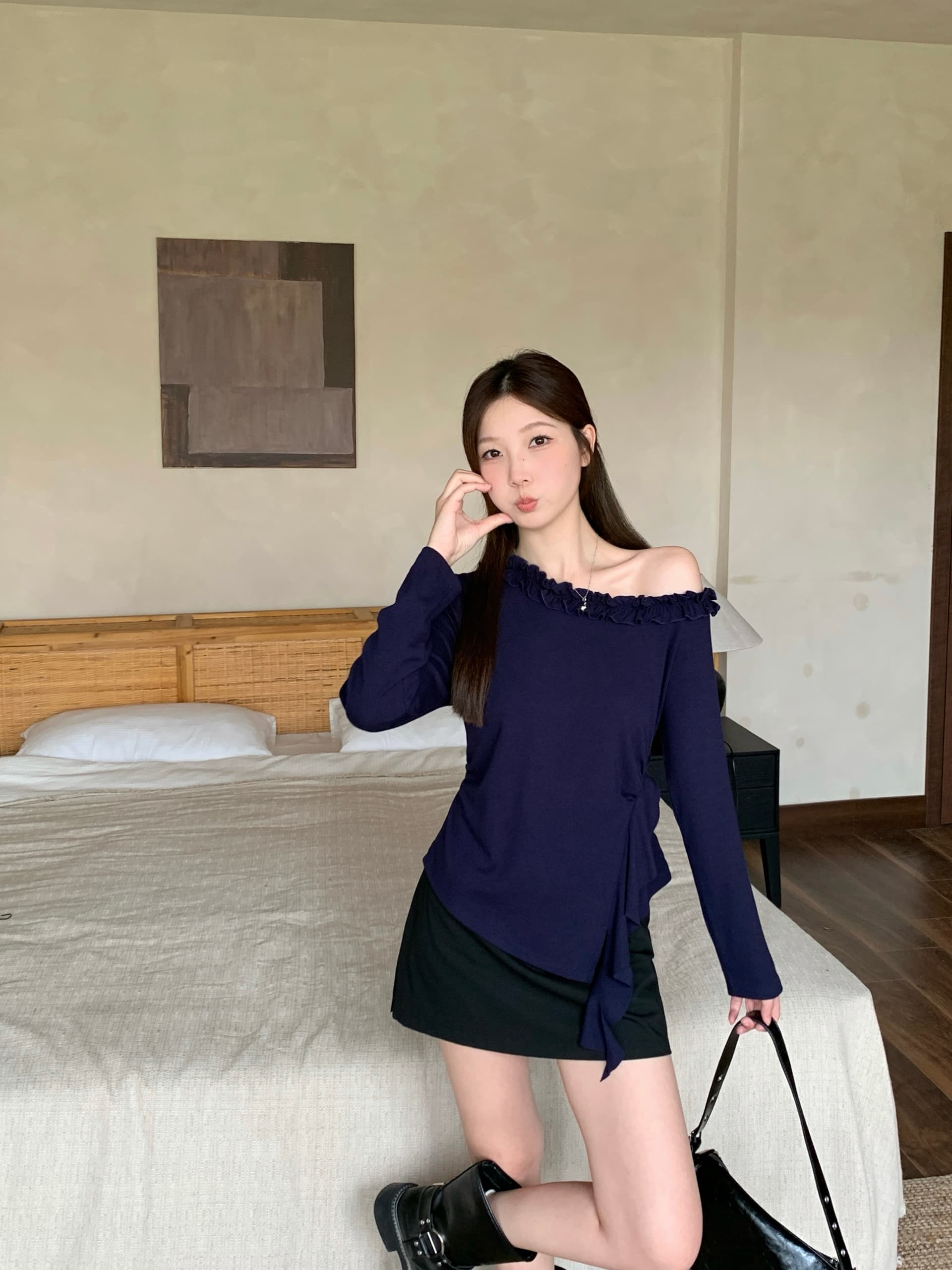 실사 2026 가을 새로운 지방 mm 빅 사이즈 디자인 센스 불규칙 연령 감소 목이버섯 레이스 비스듬한 칼라 긴팔 티셔츠 상세 이미지 10