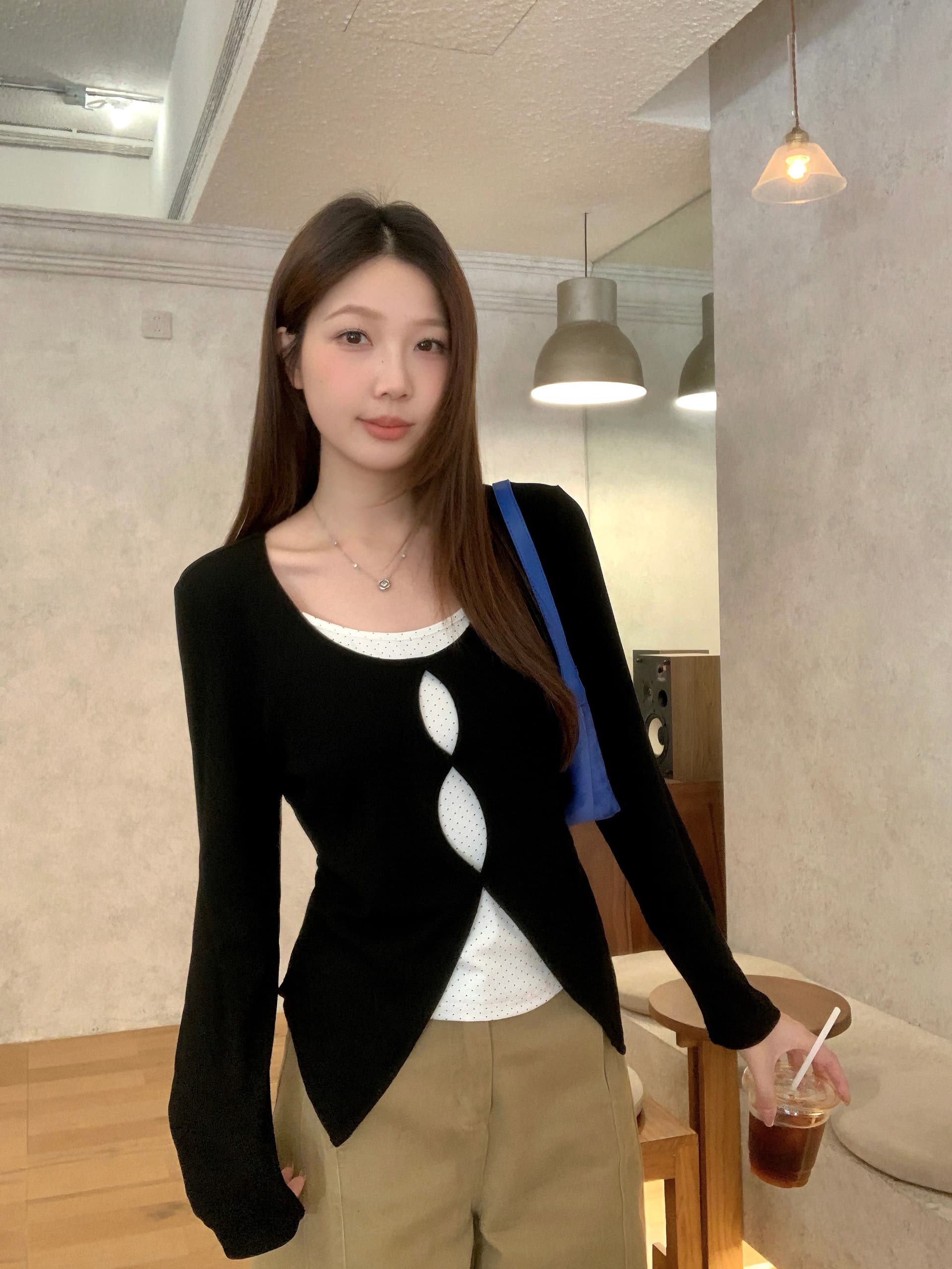 실사 2026 가을 새로운 빅 사이즈 지방 mm 페이크 레이어드 도트 무늬 긴팔 티셔츠 디자인 센스 몸매 가꾸기 슬림해 보이는 맨위 상세 이미지 12