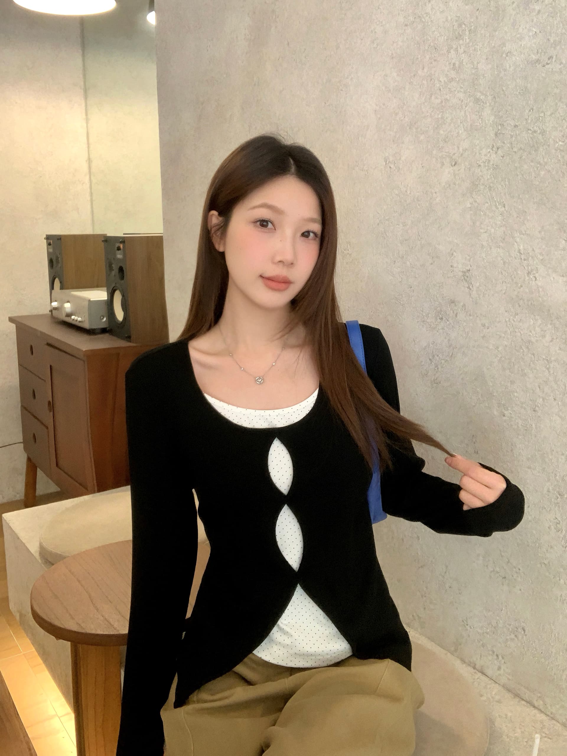 실사 2026 가을 새로운 빅 사이즈 지방 mm 페이크 레이어드 도트 무늬 긴팔 티셔츠 디자인 센스 몸매 가꾸기 슬림해 보이는 맨위 상세 이미지 13