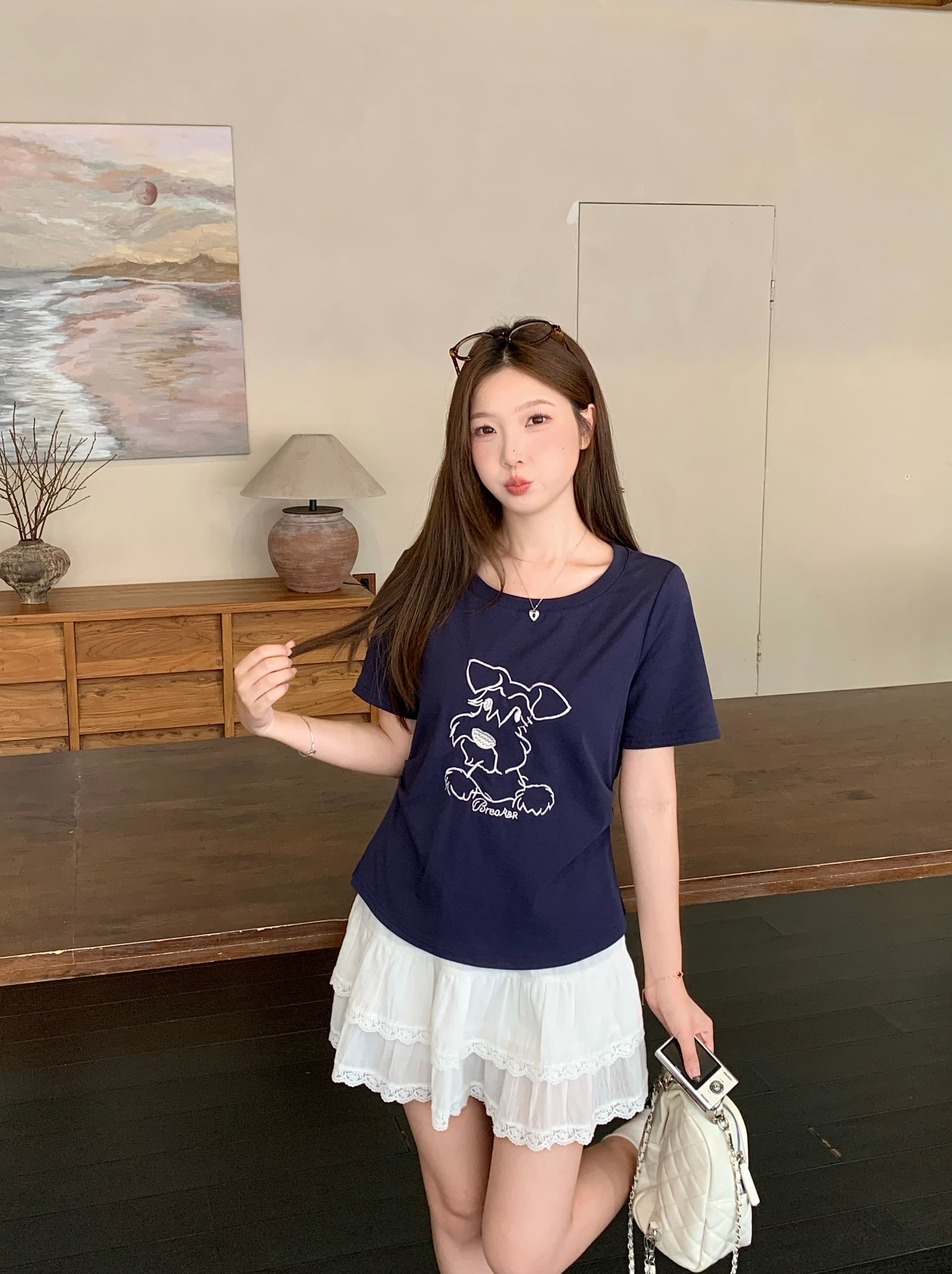 실사 2026 여름 새로운 빅 사이즈 긍정적 인 어깨 강아지 자수 티셔츠 지방 mm 허리 수축 슬림해 보이는 주름 반팔 맨위 상세 이미지 17