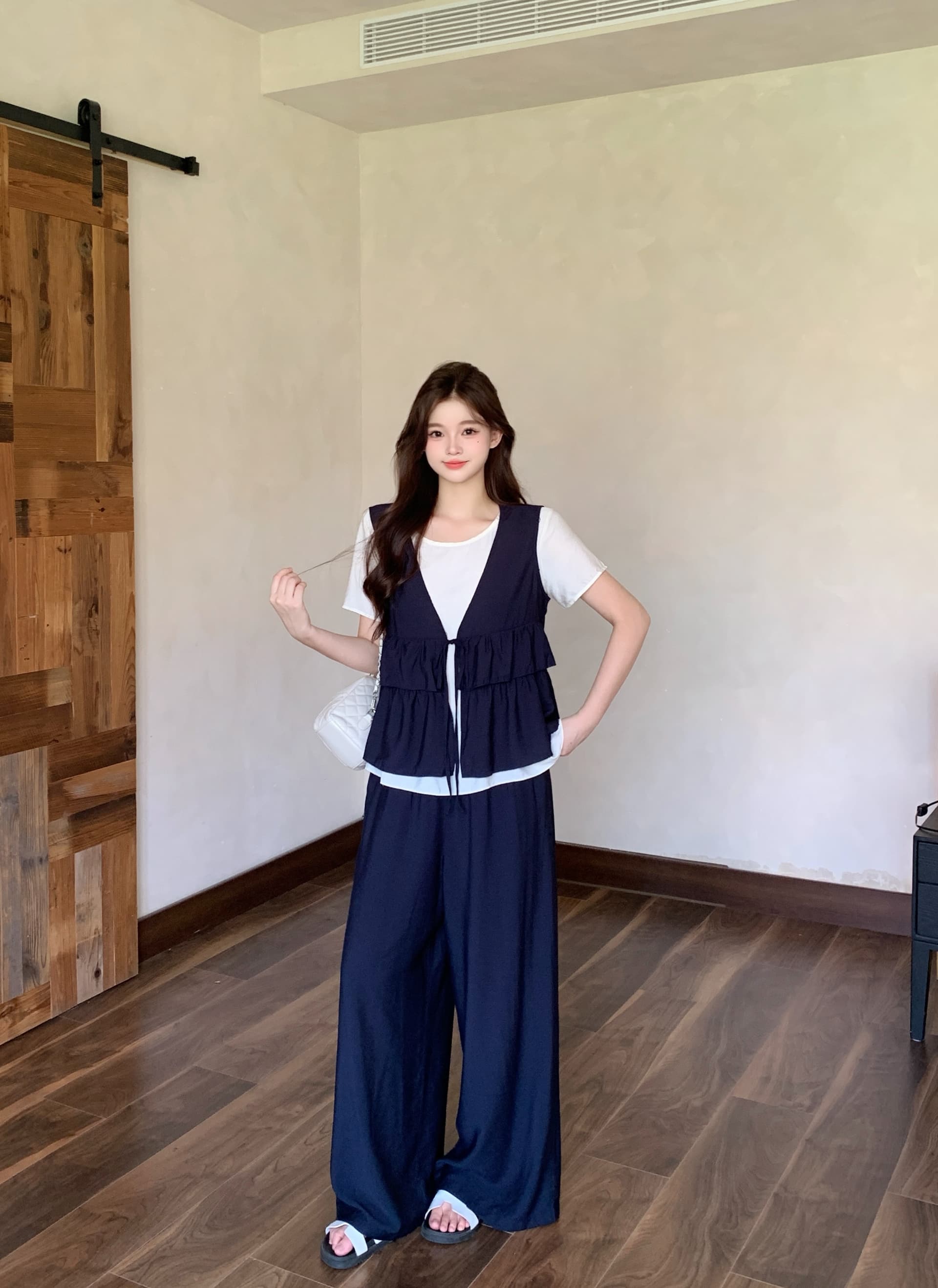 실사 2026 여름 드레스 새로운 지방 mm 빅 사이즈 스택 착용 베스트 티셔츠 3종 세트 도루 센스 와이드 레그 팬츠 슬림해 보이는 세트 이미지 4