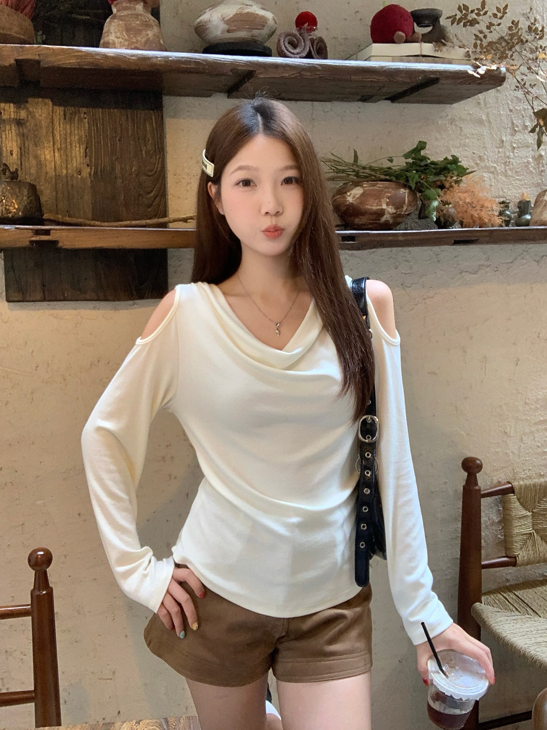 실사 2026 가을 새로운 지방 mm 빅 사이즈 여성 오프숄더 흔들다 칼라 긴팔 티셔츠 순수한 욕망 바람 허리 수축 슬림해 보이는 맨위 상세 이미지 7