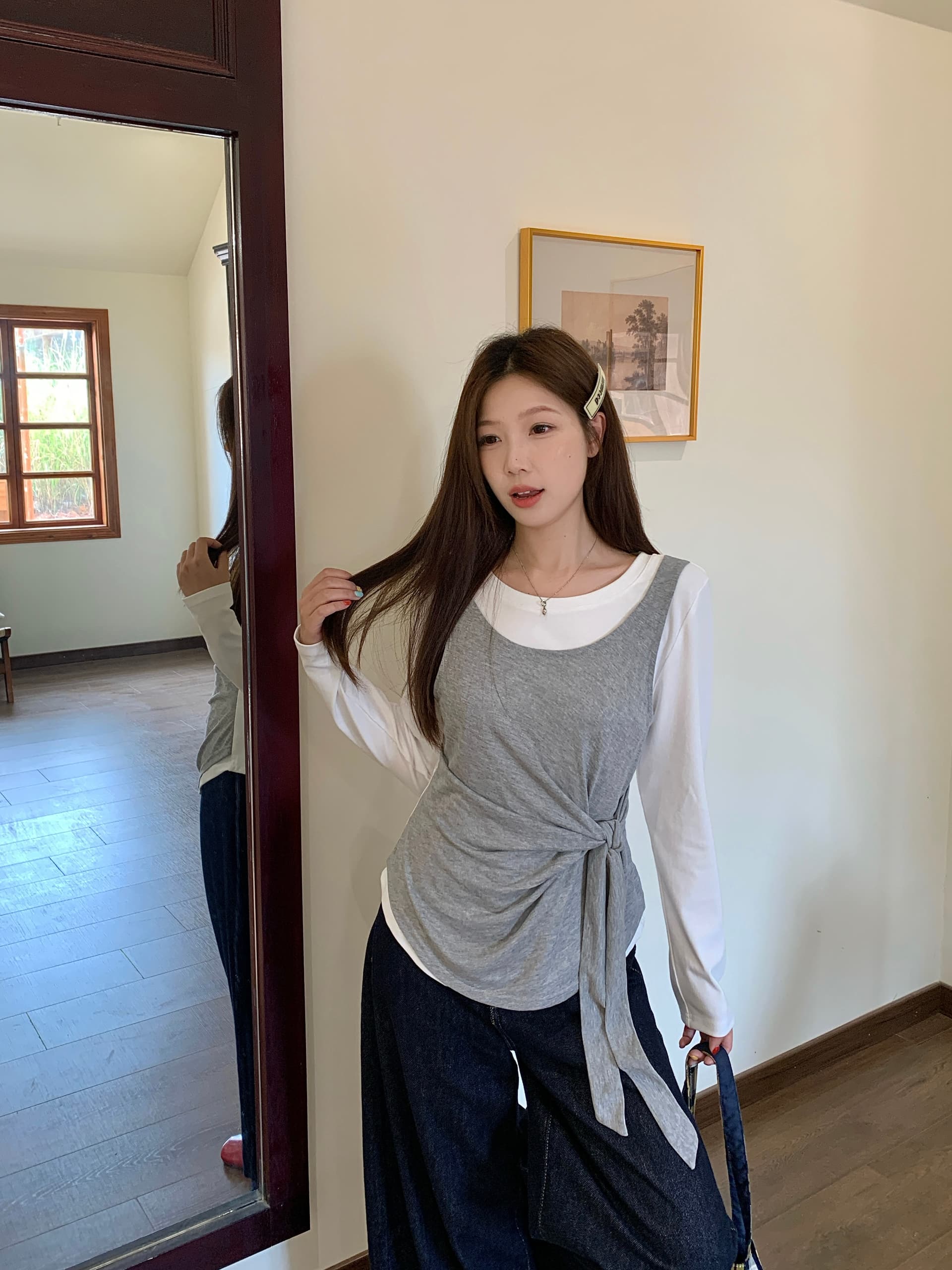 실사 2026 가을 의상 새로운 지방 mm 빅 사이즈 여성 패치워크 조끼 페이크 레이어드 긴팔 티셔츠 스트랩 허리 수축 맨위 상세 이미지 15