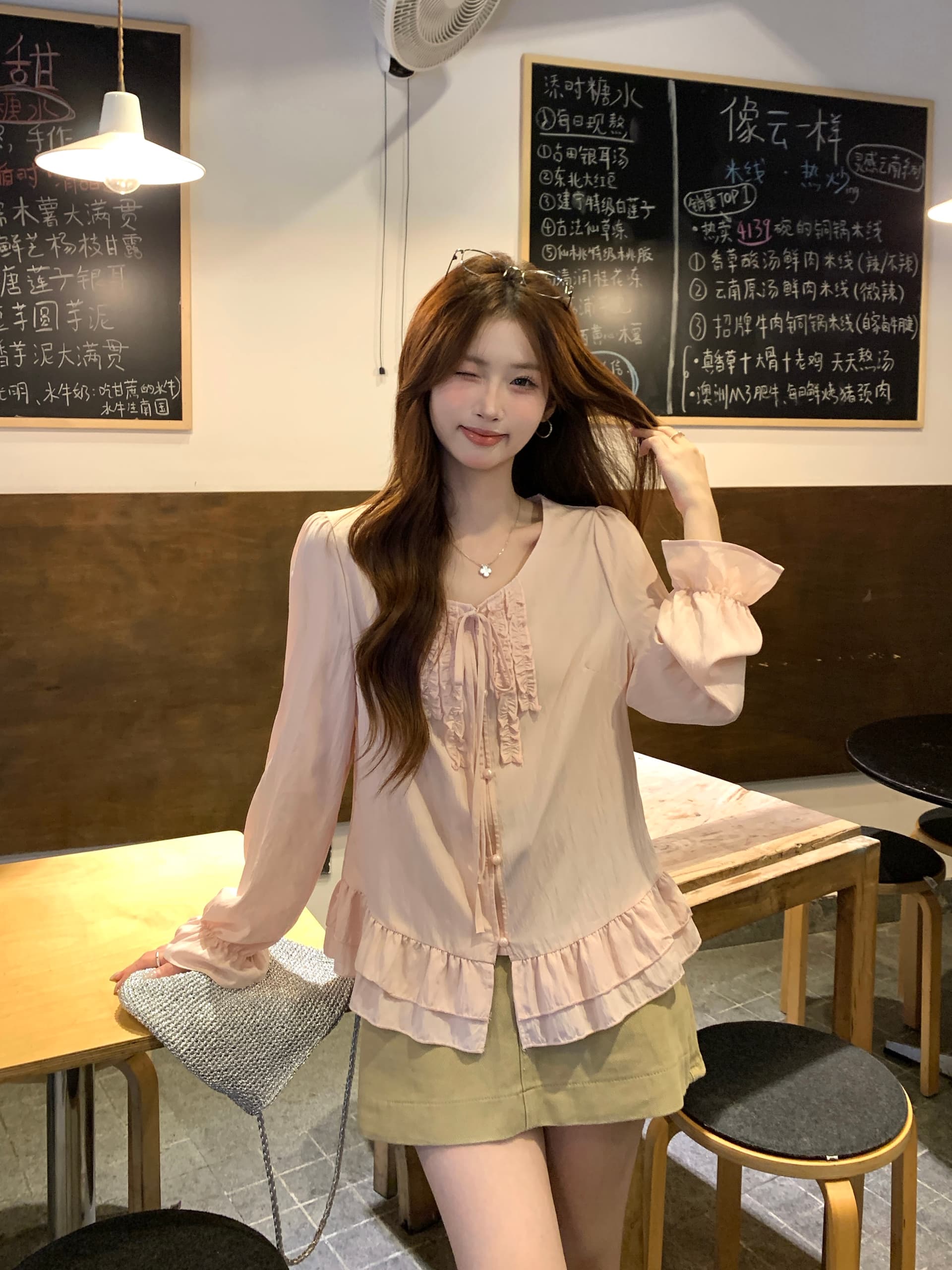 실사 2026 가을 새로운 지방 mm 빅 사이즈 레이스업 프릴 긴팔 셔츠 신선함 달콤함 나팔 소매 맨위 상세 이미지 8