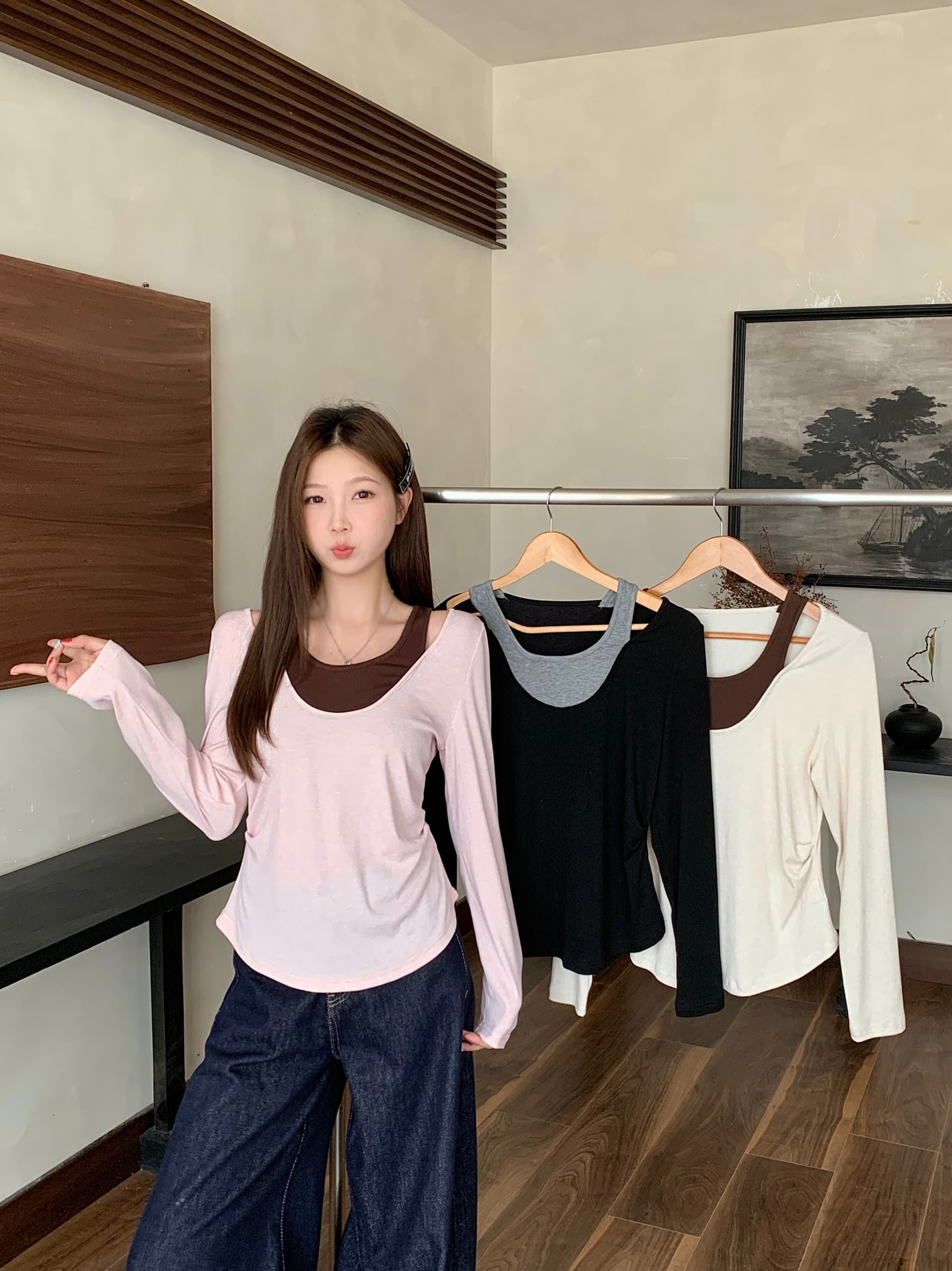 실사 2026 가을 새로운 지방 mm 빅 사이즈 한 부서 페이크 레이어드 긴팔 티셔츠 디자인 센스 홀로우 아웃 몸매 가꾸기 맨위 상세 이미지 4