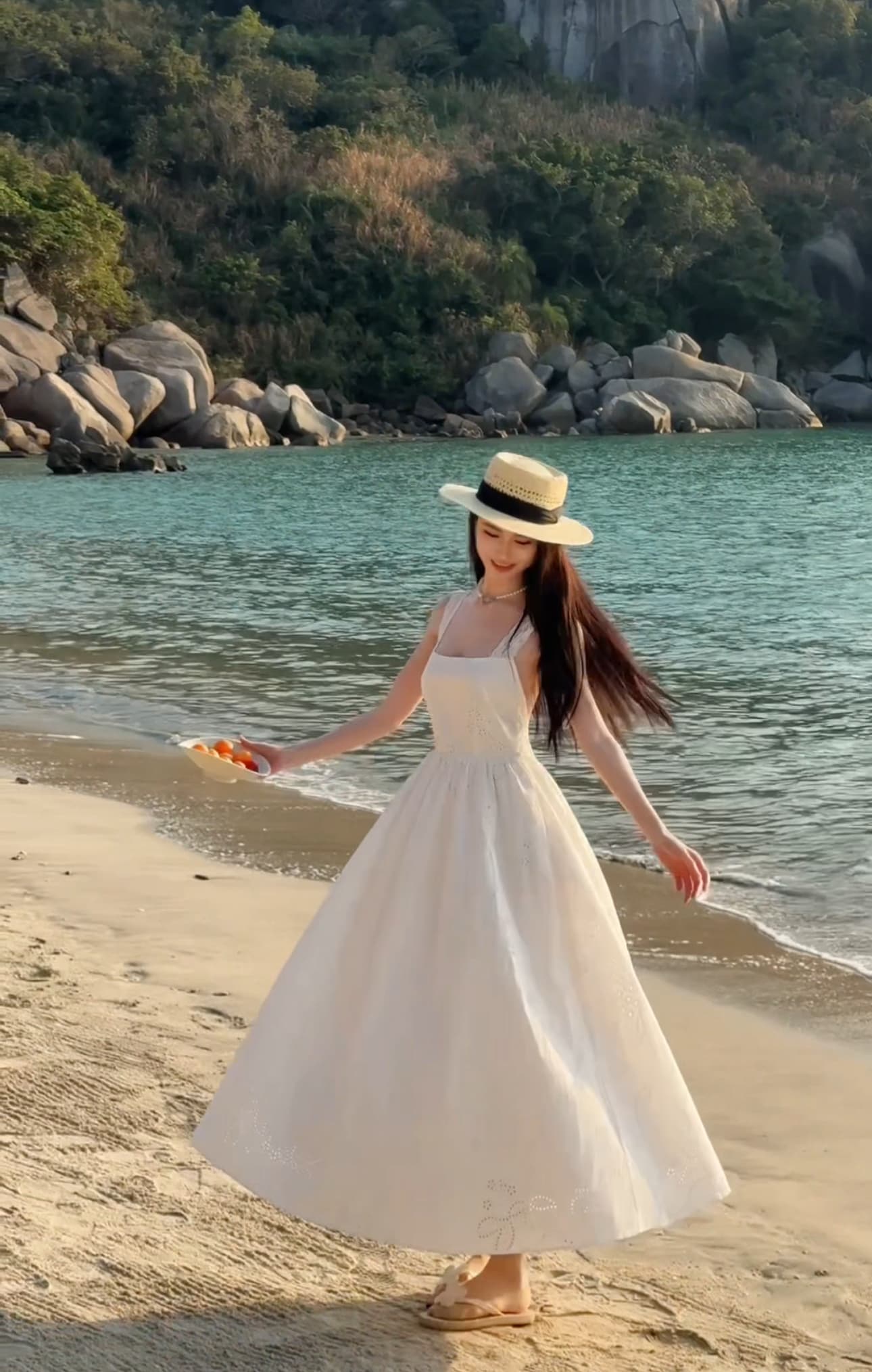 실사 레이스 십자가 허리 수축 백리스 여성 드레스 순수한 욕망 바람 화이트 자수 슬립 해변가 휴가 바람 롱 스커트 상세 이미지 21